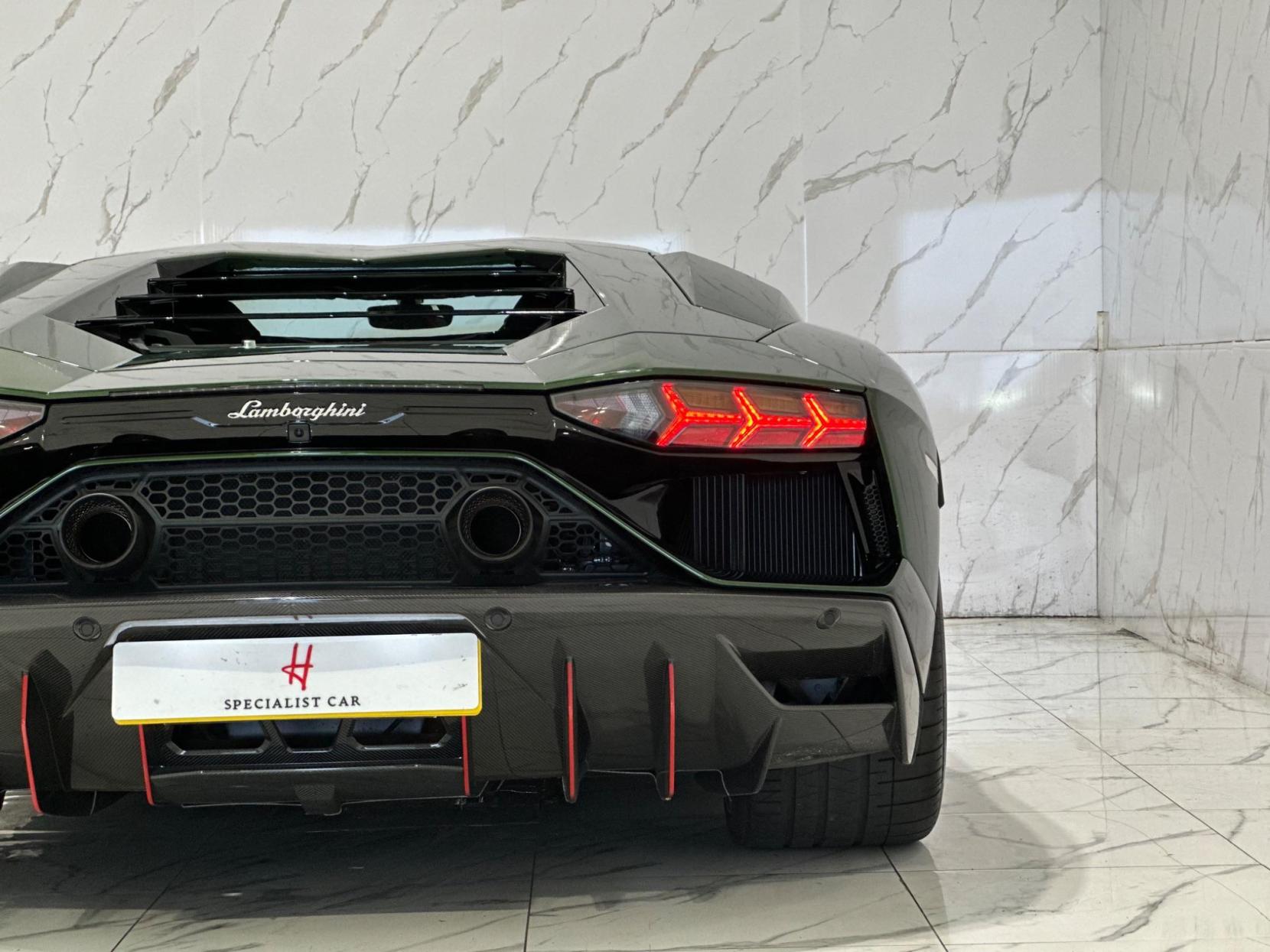 Lamborghini Aventador 6.5 V12 LP 780-4 Ultimae ISR 4WD Euro 6 2dr