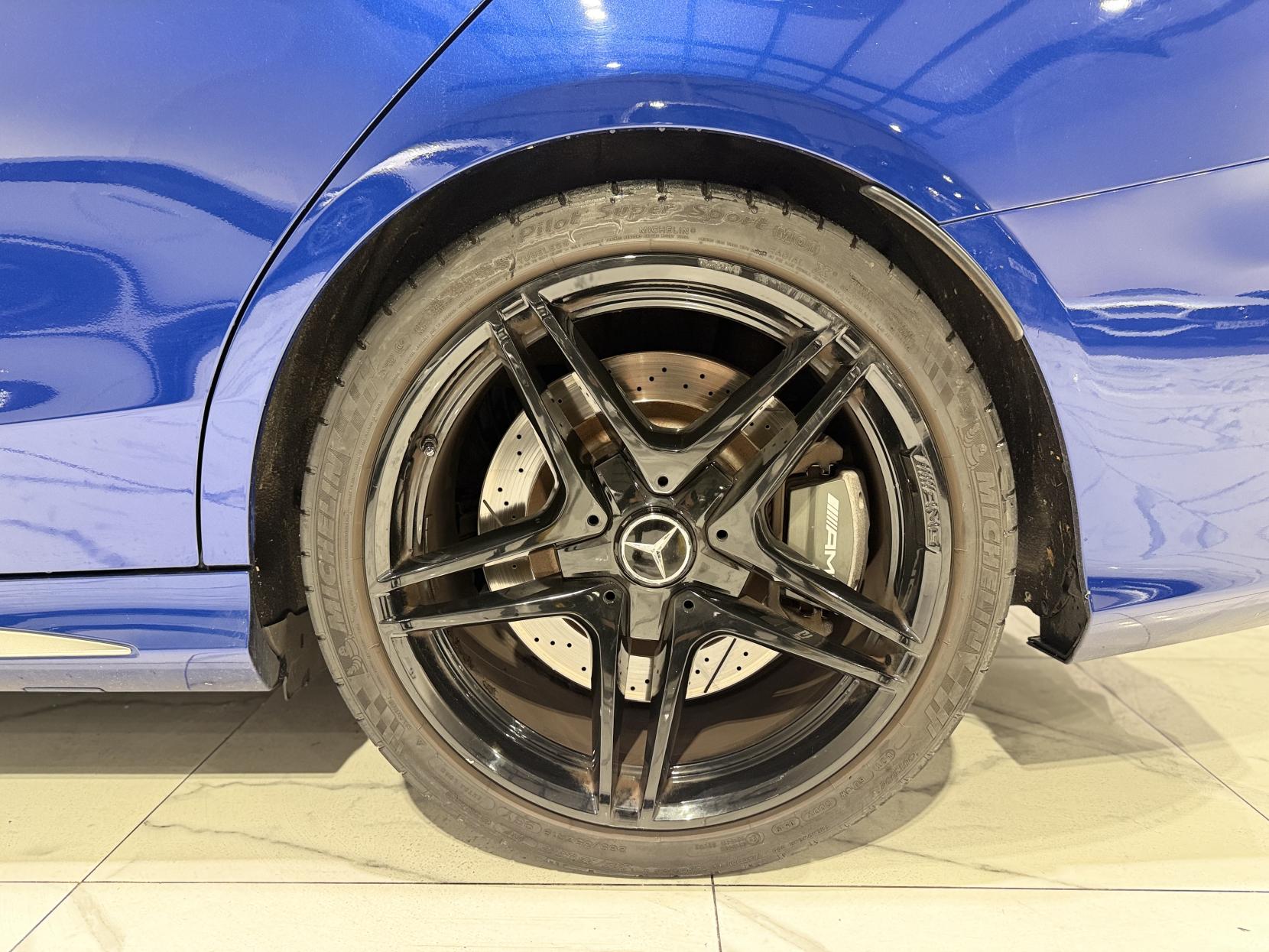 Mercedes-Benz C Class 4.0 C63 V8 BiTurbo AMG (Premium) Saloon 4dr Petrol SpdS MCT Euro 6 (s/s) (476 ps)