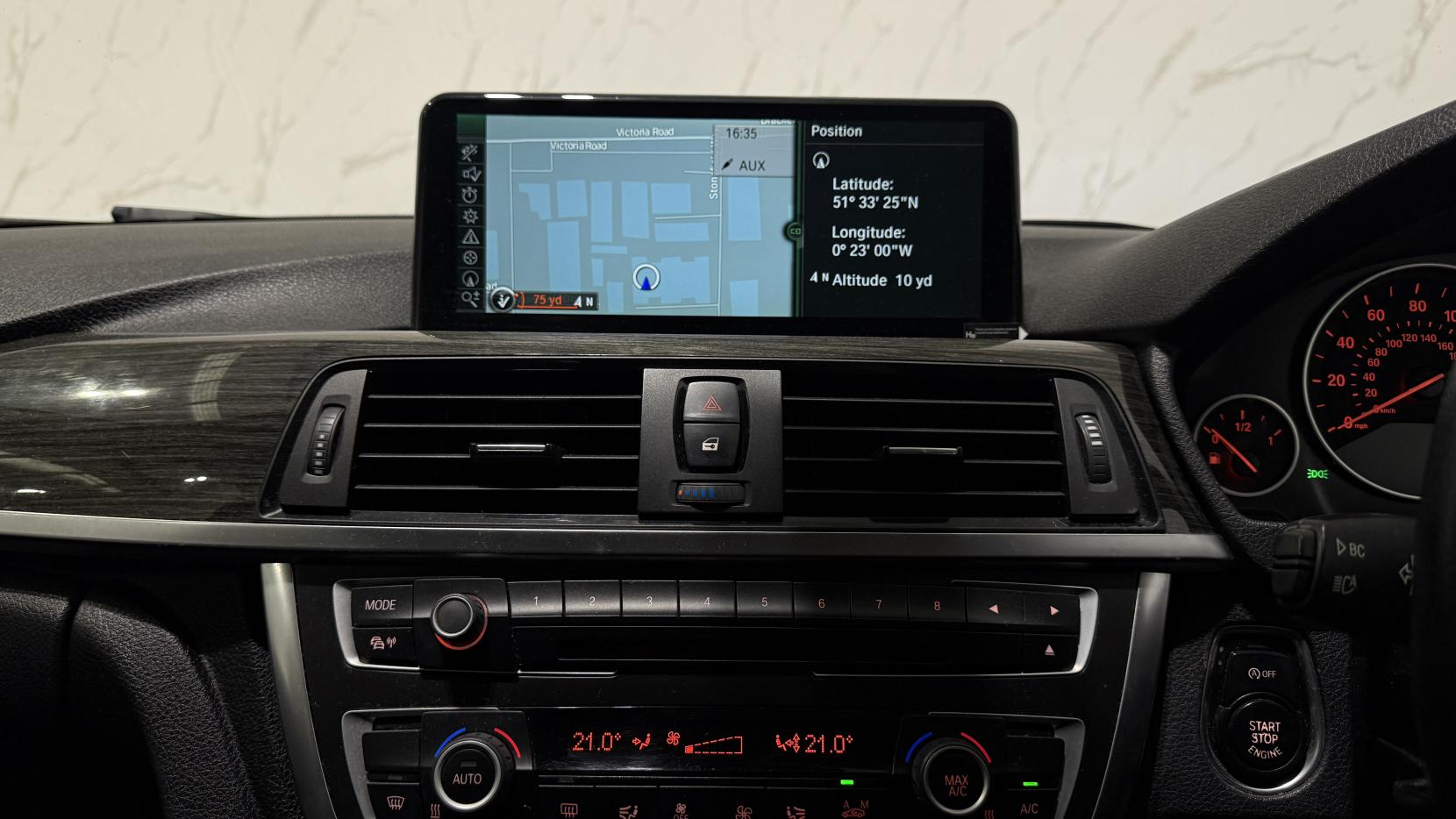 BMW 3 Series 2.0 328i Luxury Saloon 4dr Petrol Auto Euro 5 (s/s) (245 ps)