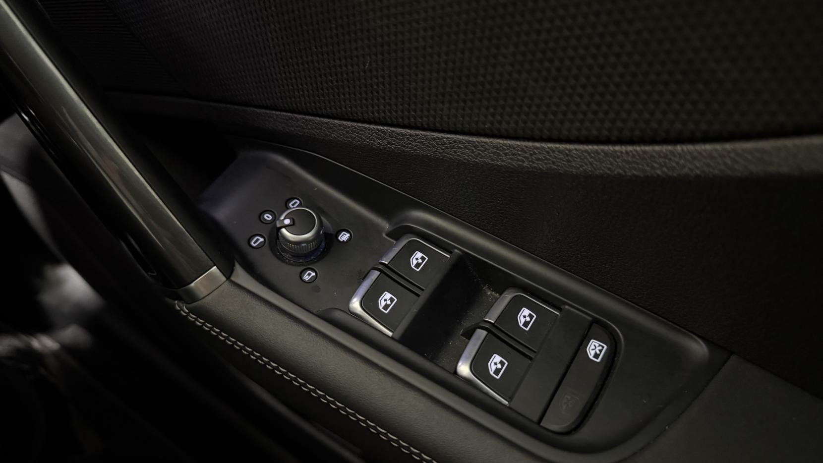 Audi SQ2 2.0 TFSI Vorsprung SUV 5dr Petrol S Tronic quattro Euro 6 (s/s) (300 ps)