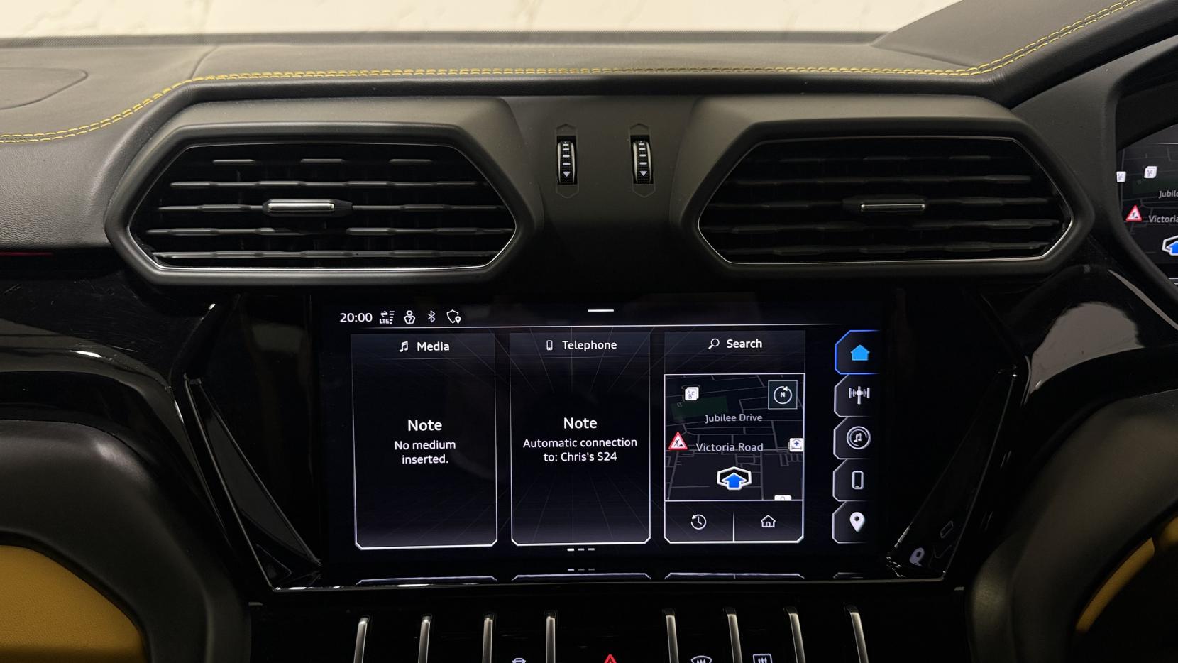 Lamborghini Urus 4.0 V8 BiTurbo S SUV 5dr Petrol Auto 4WD Euro 6 (666 ps)