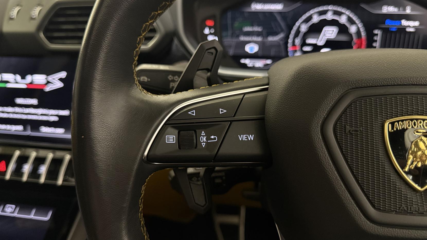 Lamborghini Urus 4.0 V8 BiTurbo S SUV 5dr Petrol Auto 4WD Euro 6 (666 ps)