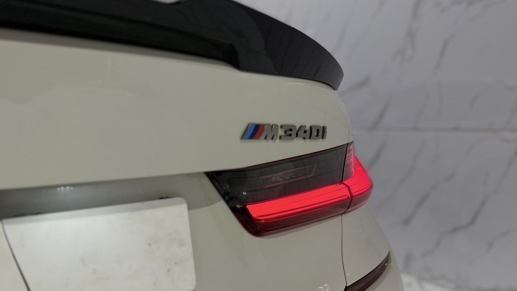 BMW 3 Series 3.0 M340i Saloon 4dr Petrol Auto xDrive Euro 6 (s/s) (374 ps)