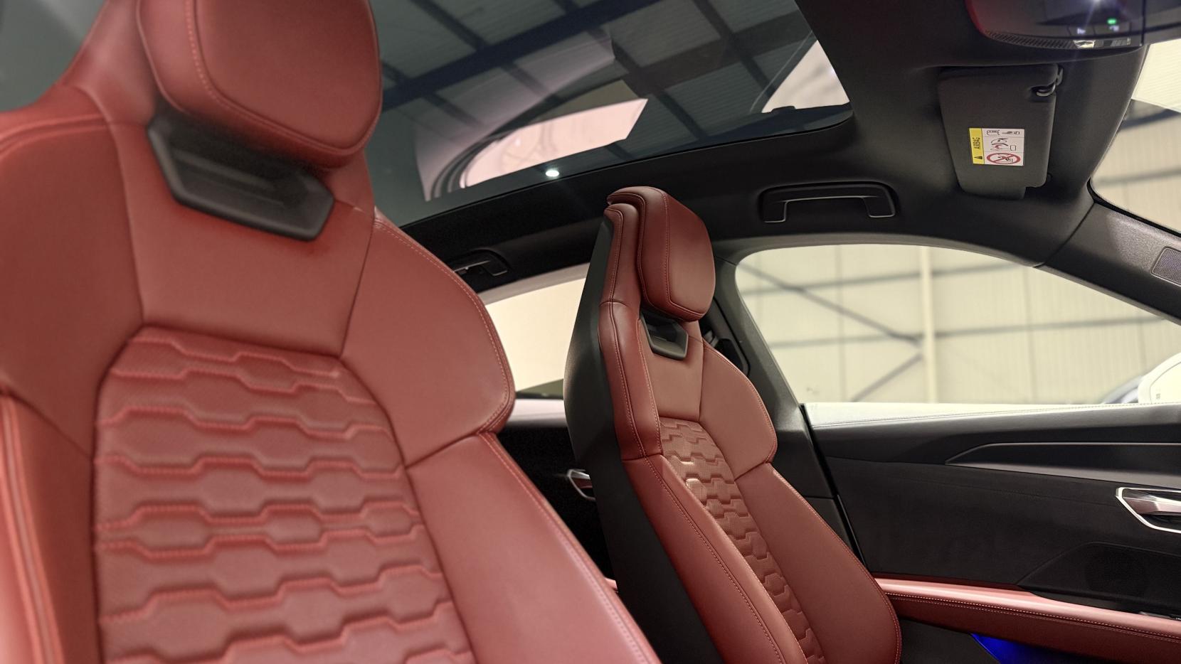 Audi e-tron GT 93.4kWh Saloon 4dr Electric Auto quattro (476 ps)