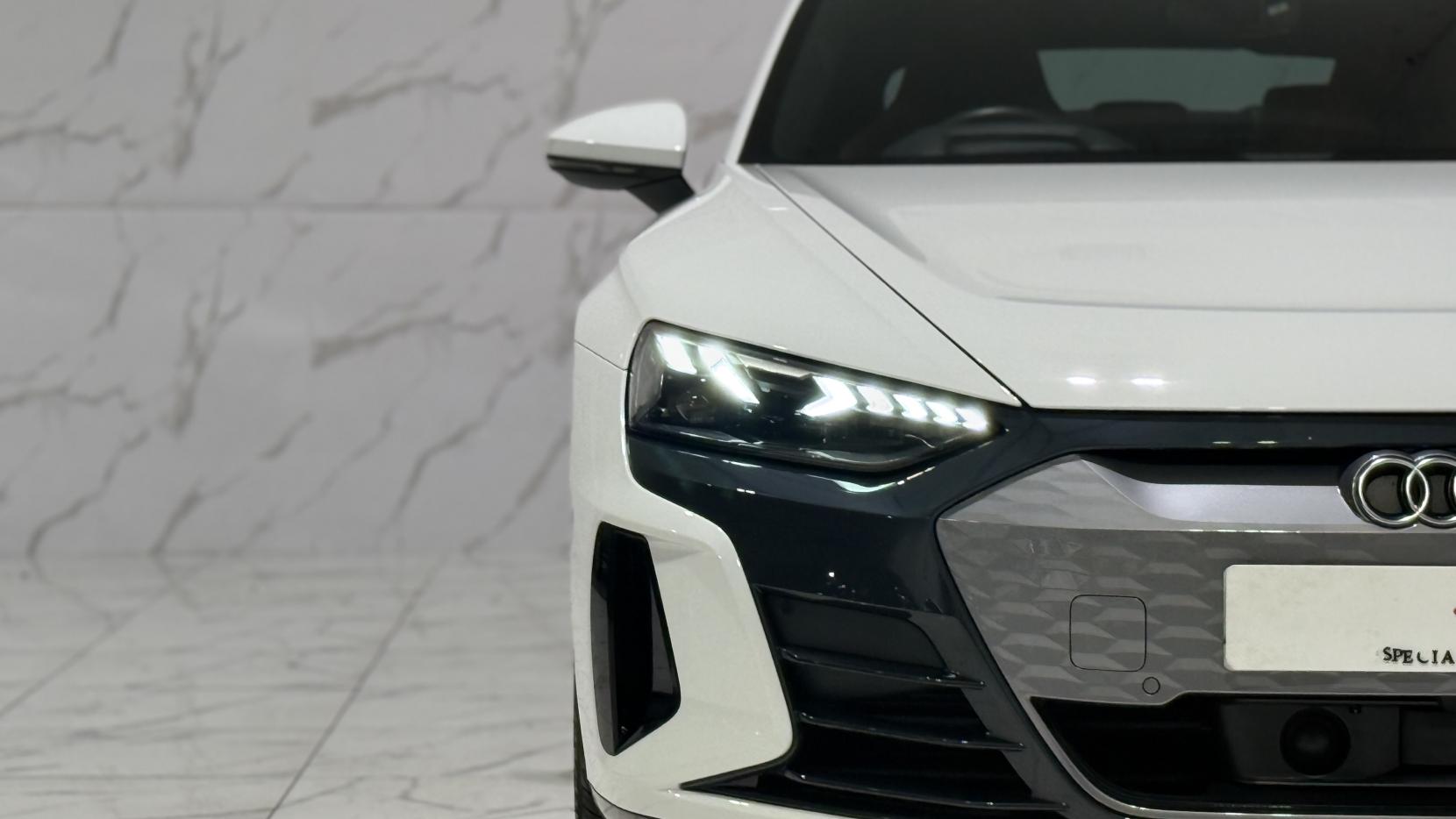 Audi e-tron GT 93.4kWh Saloon 4dr Electric Auto quattro (476 ps)