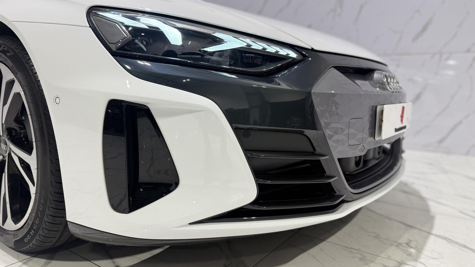 Audi e-tron GT 93.4kWh Saloon 4dr Electric Auto quattro (476 ps)