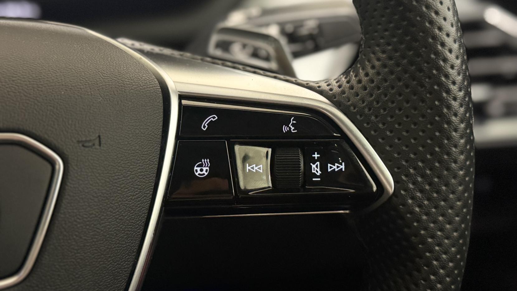 Audi e-tron GT 93.4kWh Saloon 4dr Electric Auto quattro (476 ps)