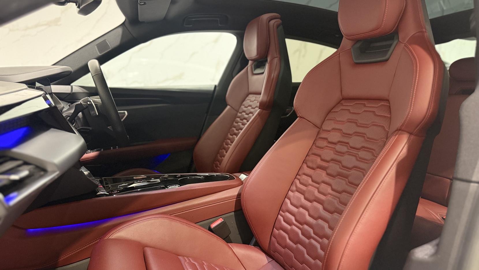 Audi e-tron GT 93.4kWh Saloon 4dr Electric Auto quattro (476 ps)