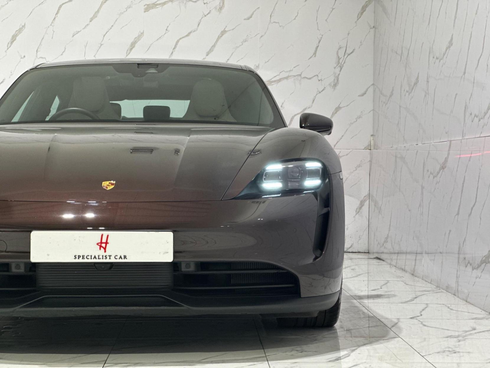 Porsche Taycan Performance Plus 93.4kWh Auto RWD 4dr (11kW Charger)