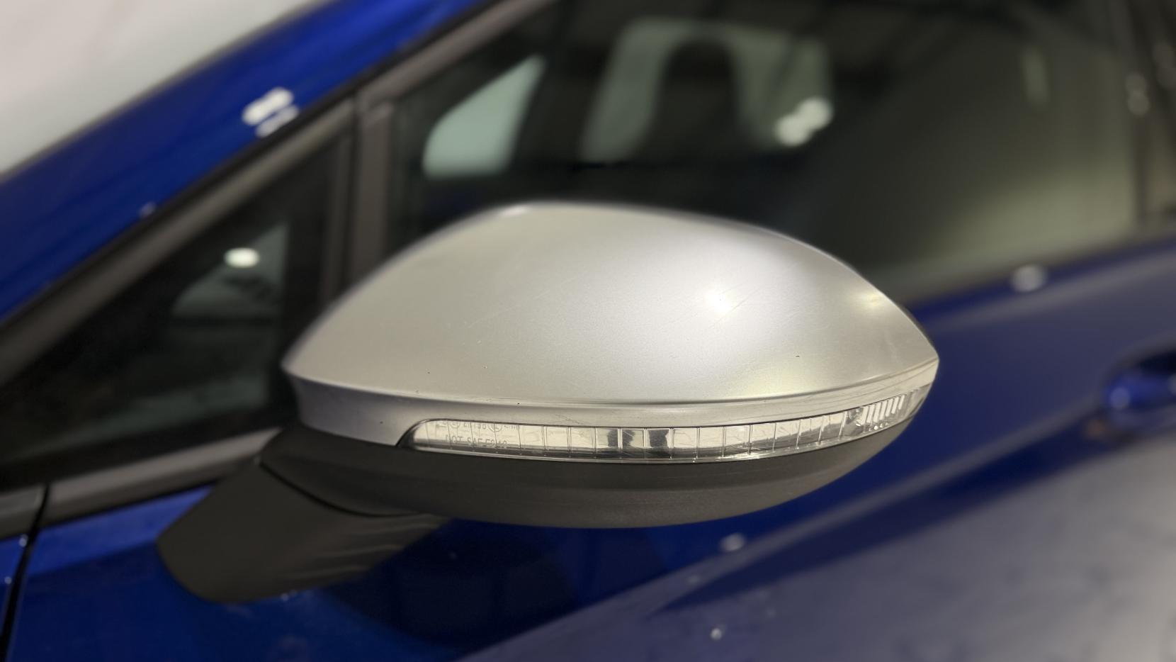 Volkswagen Golf 2.0 TSI R Hatchback 5dr Petrol DSG 4Motion Euro 6 (s/s) (320 ps)