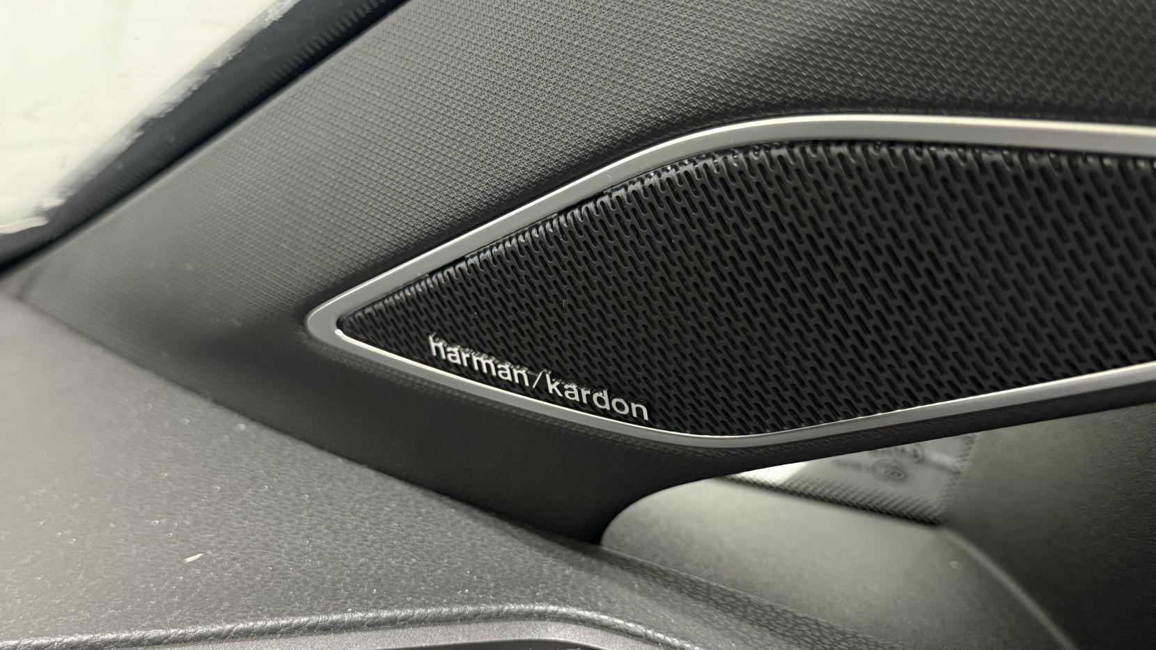 Volkswagen Golf 2.0 TSI R Hatchback 5dr Petrol DSG 4Motion Euro 6 (s/s) (320 ps)