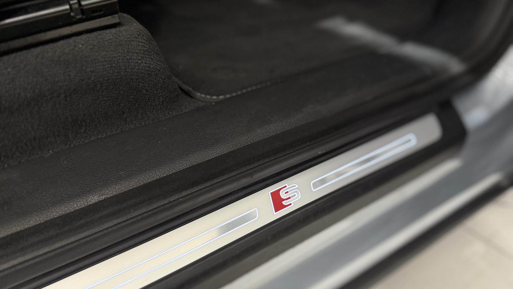 Audi Q7 3.0 TDI V6 50 Black Edition SUV 5dr Diesel Tiptronic quattro Euro 6 (s/s) (286 ps)