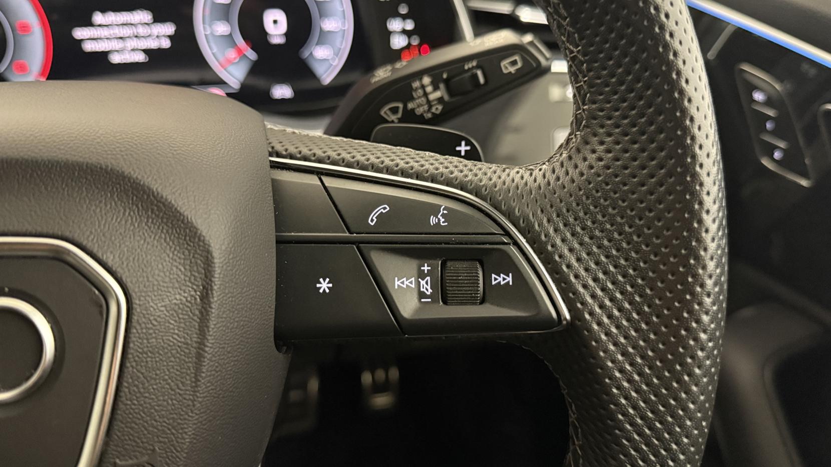 Audi Q7 3.0 TDI V6 50 Black Edition SUV 5dr Diesel Tiptronic quattro Euro 6 (s/s) (286 ps)