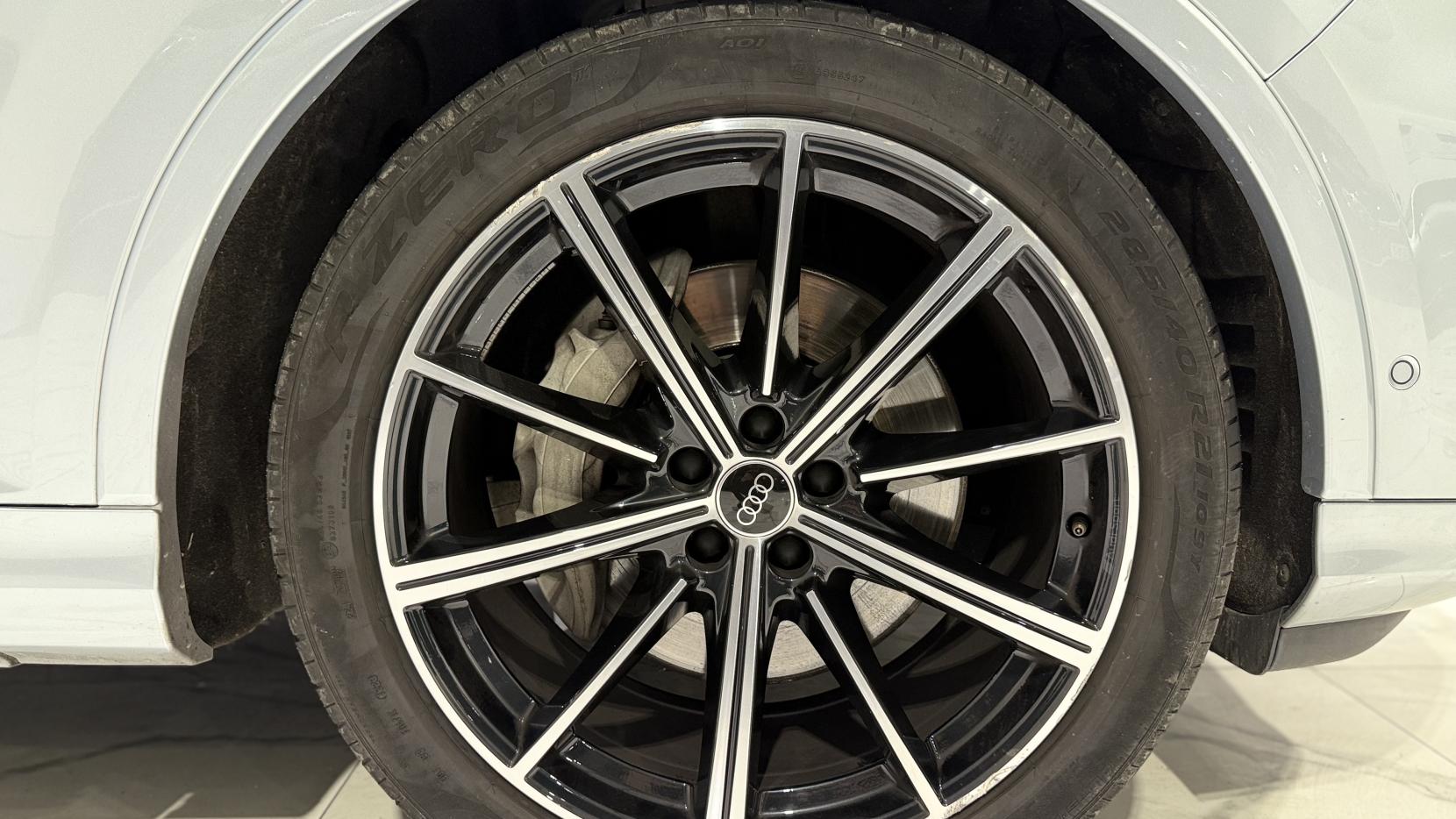 Audi Q7 3.0 TDI V6 50 Black Edition SUV 5dr Diesel Tiptronic quattro Euro 6 (s/s) (286 ps)