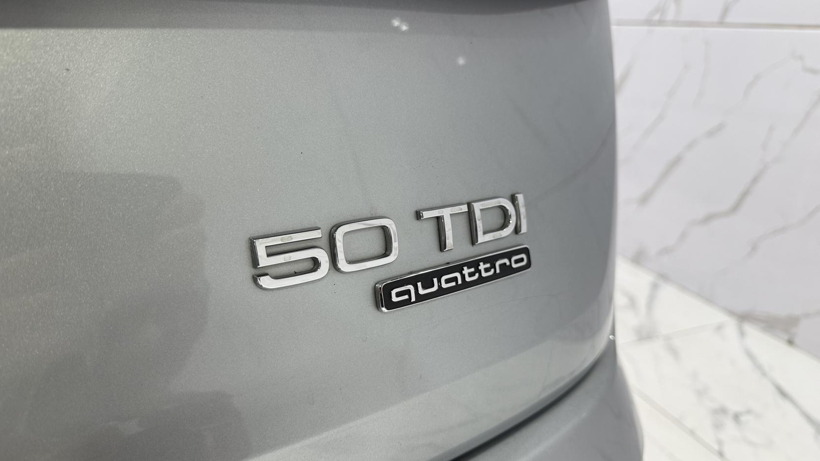 Audi Q7 3.0 TDI V6 50 Black Edition SUV 5dr Diesel Tiptronic quattro Euro 6 (s/s) (286 ps)