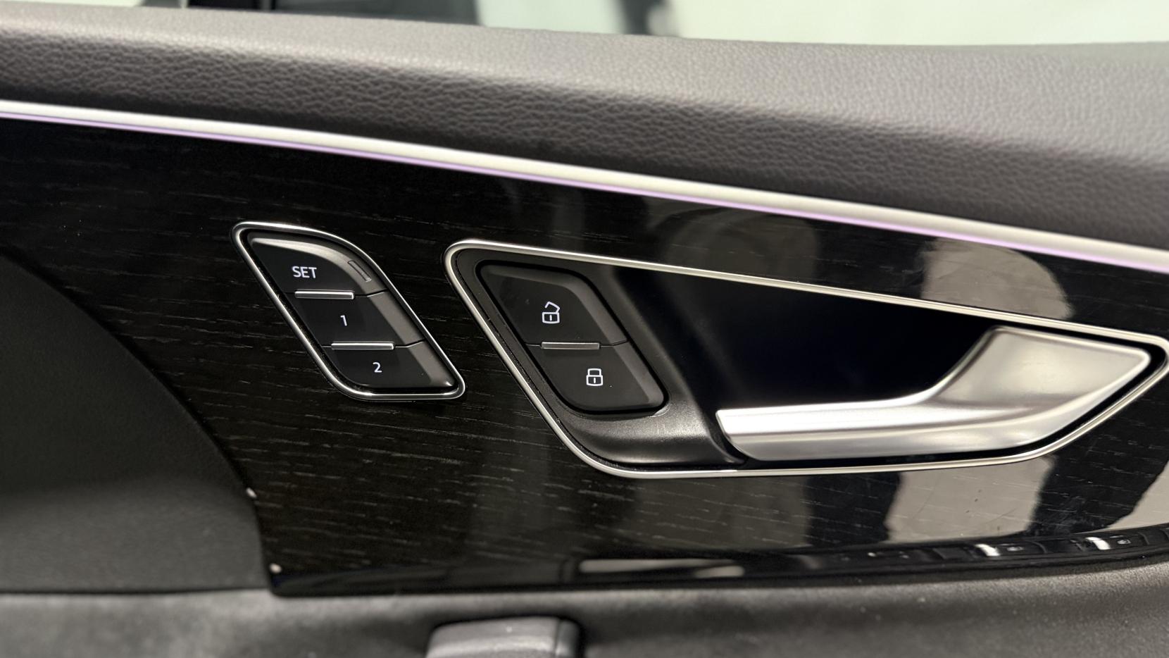 Audi Q7 3.0 TDI V6 50 Black Edition SUV 5dr Diesel Tiptronic quattro Euro 6 (s/s) (286 ps)