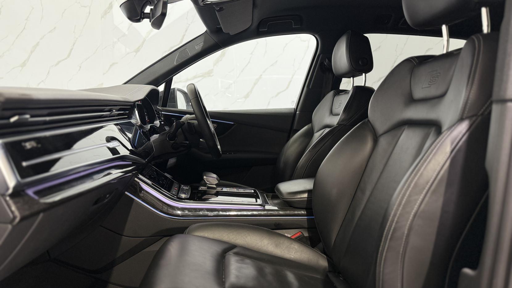 Audi Q7 3.0 TDI V6 50 Black Edition SUV 5dr Diesel Tiptronic quattro Euro 6 (s/s) (286 ps)