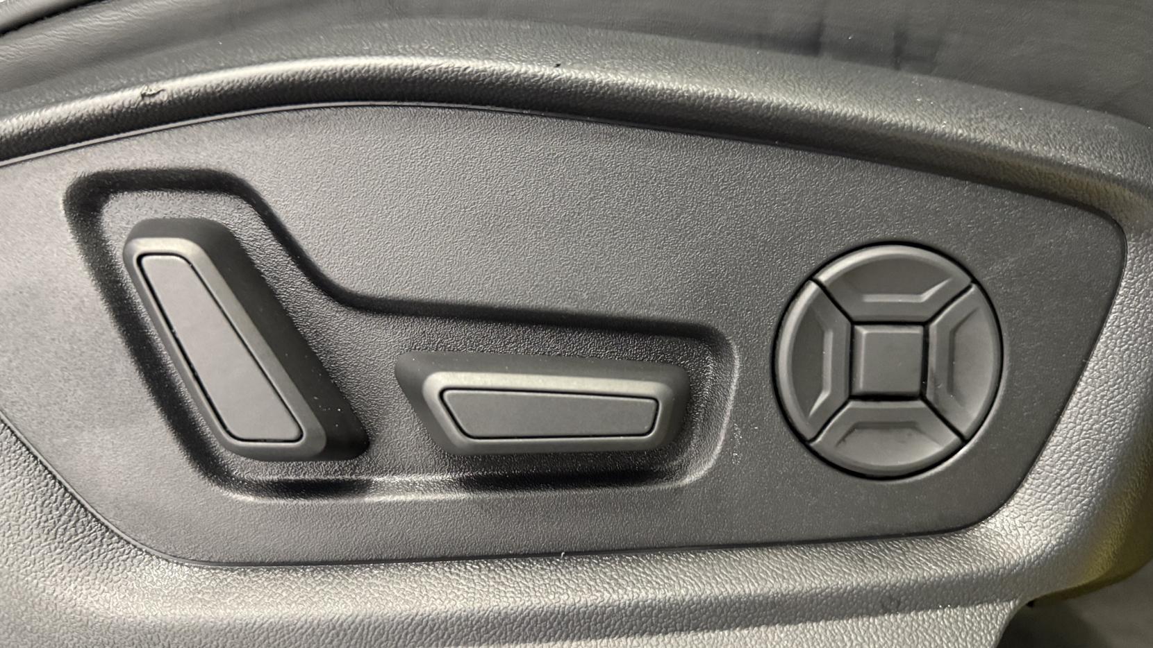 Audi Q7 3.0 TDI V6 50 Black Edition SUV 5dr Diesel Tiptronic quattro Euro 6 (s/s) (286 ps)