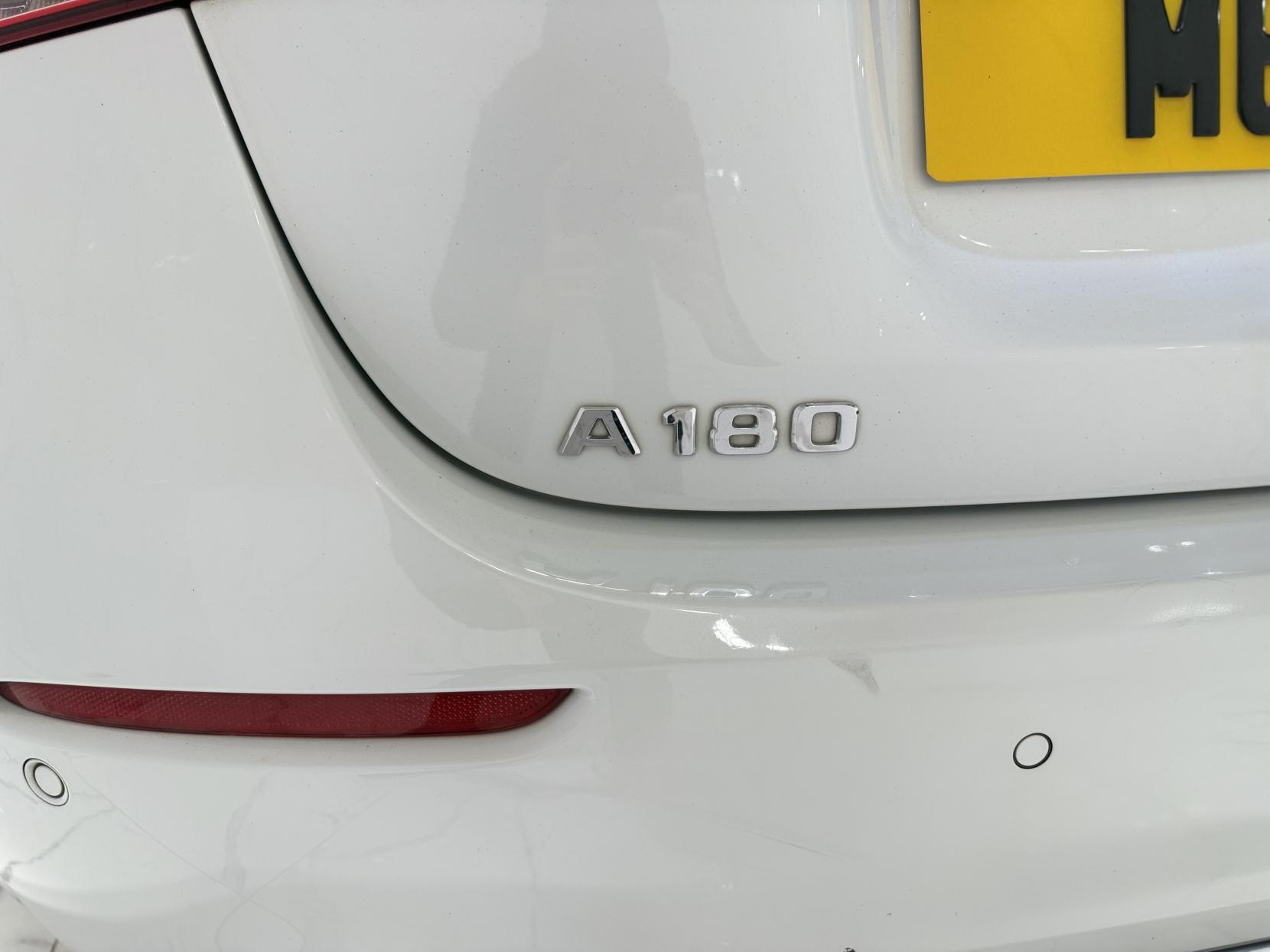Mercedes-Benz A Class 1.3 A180 Sport (Executive) Hatchback 5dr Petrol 7G-DCT Euro 6 (s/s) (136 ps)