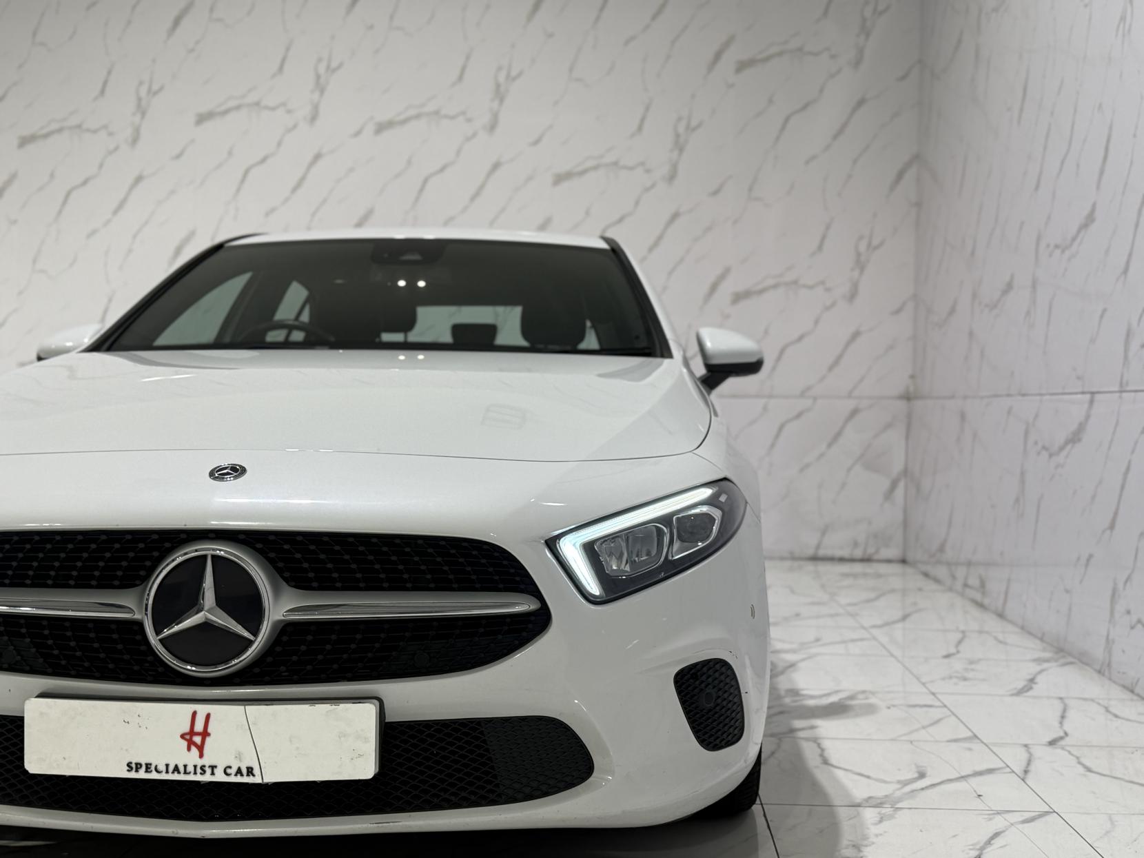 Mercedes-Benz A Class 1.3 A180 Sport (Executive) Hatchback 5dr Petrol 7G-DCT Euro 6 (s/s) (136 ps)
