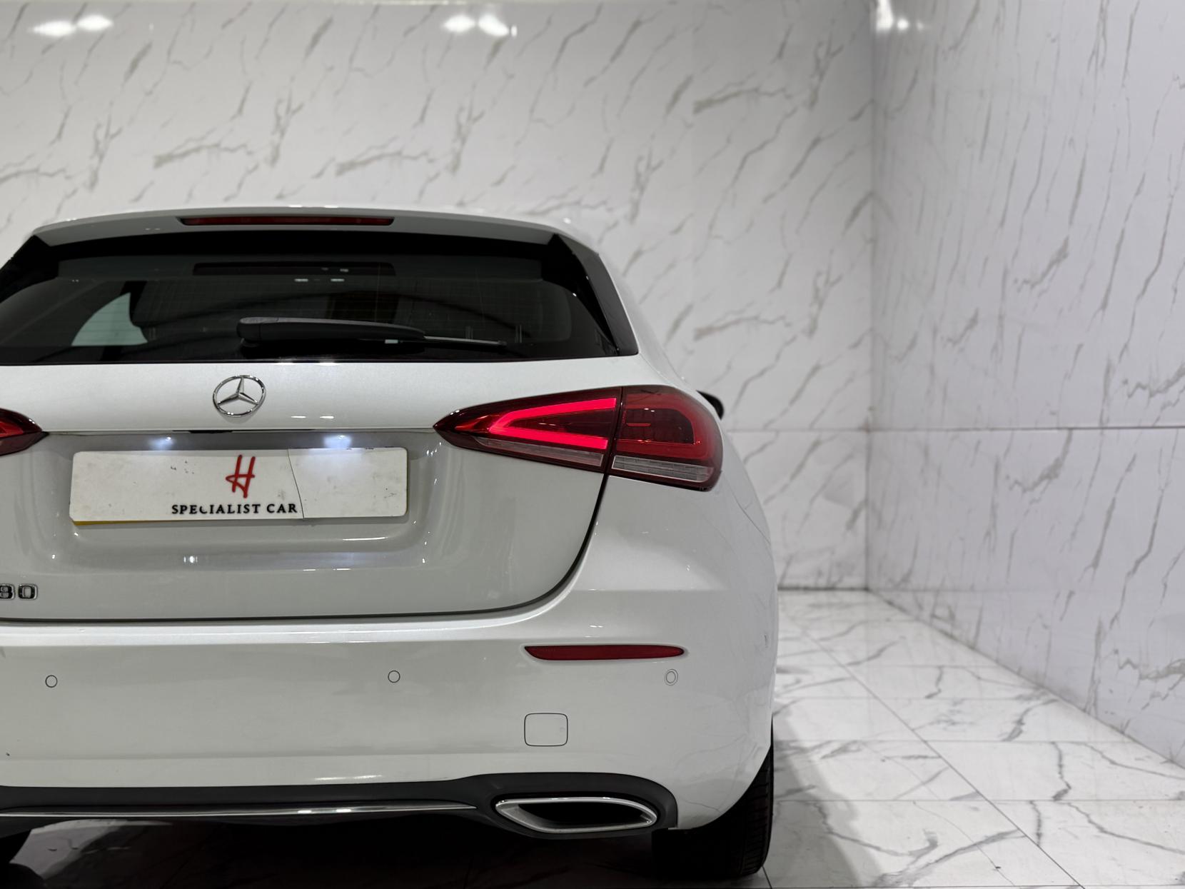 Mercedes-Benz A Class 1.3 A180 Sport (Executive) Hatchback 5dr Petrol 7G-DCT Euro 6 (s/s) (136 ps)
