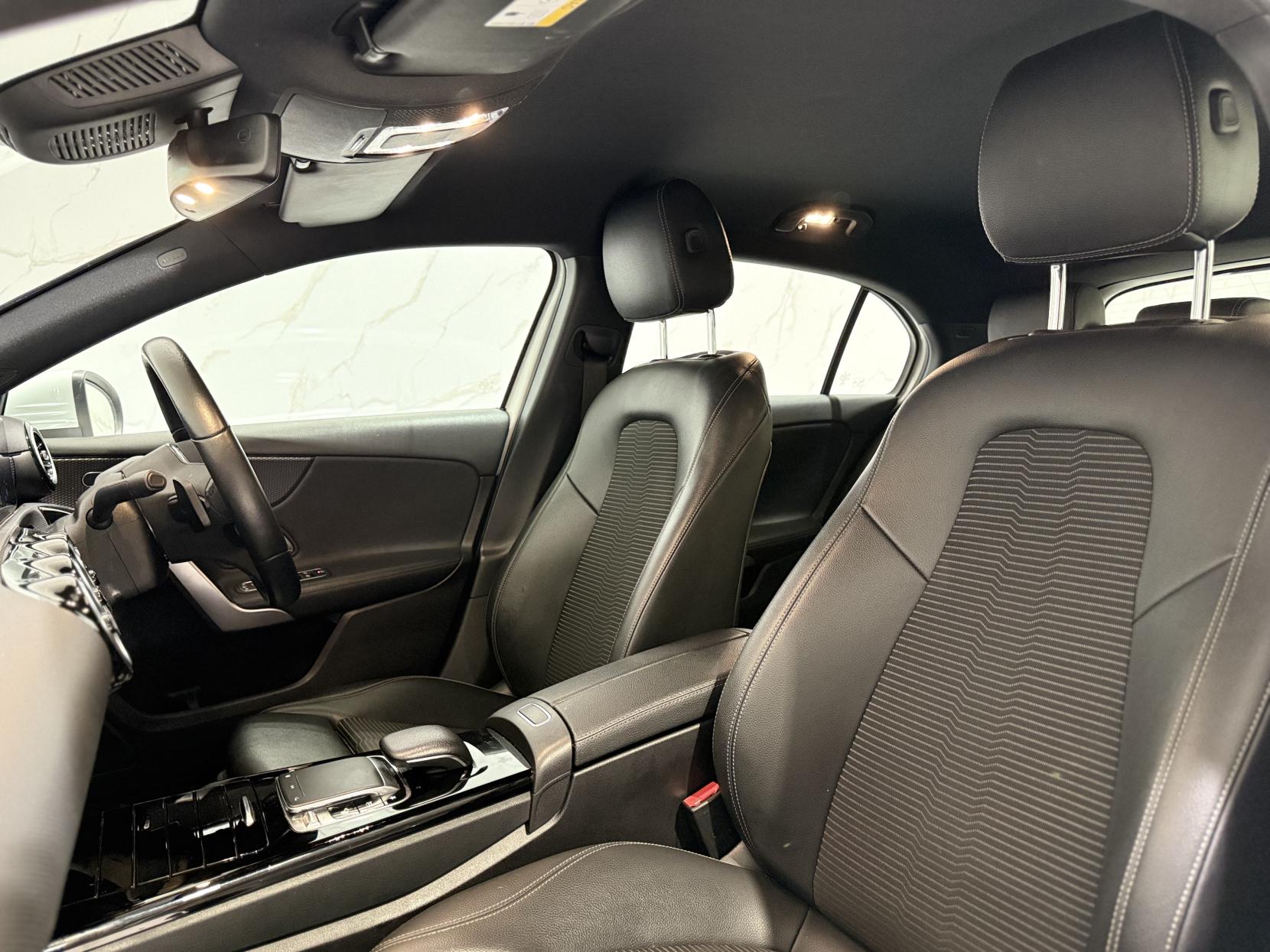 Mercedes-Benz A Class 1.3 A180 Sport (Executive) Hatchback 5dr Petrol 7G-DCT Euro 6 (s/s) (136 ps)