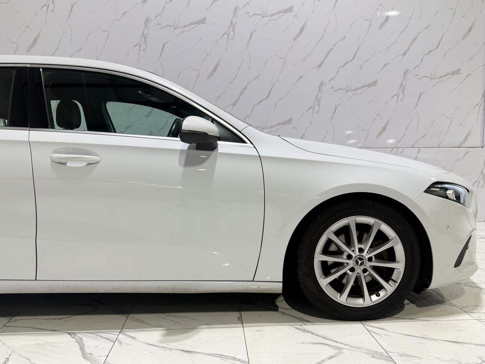 Mercedes-Benz A Class 1.3 A180 Sport (Executive) Hatchback 5dr Petrol 7G-DCT Euro 6 (s/s) (136 ps)