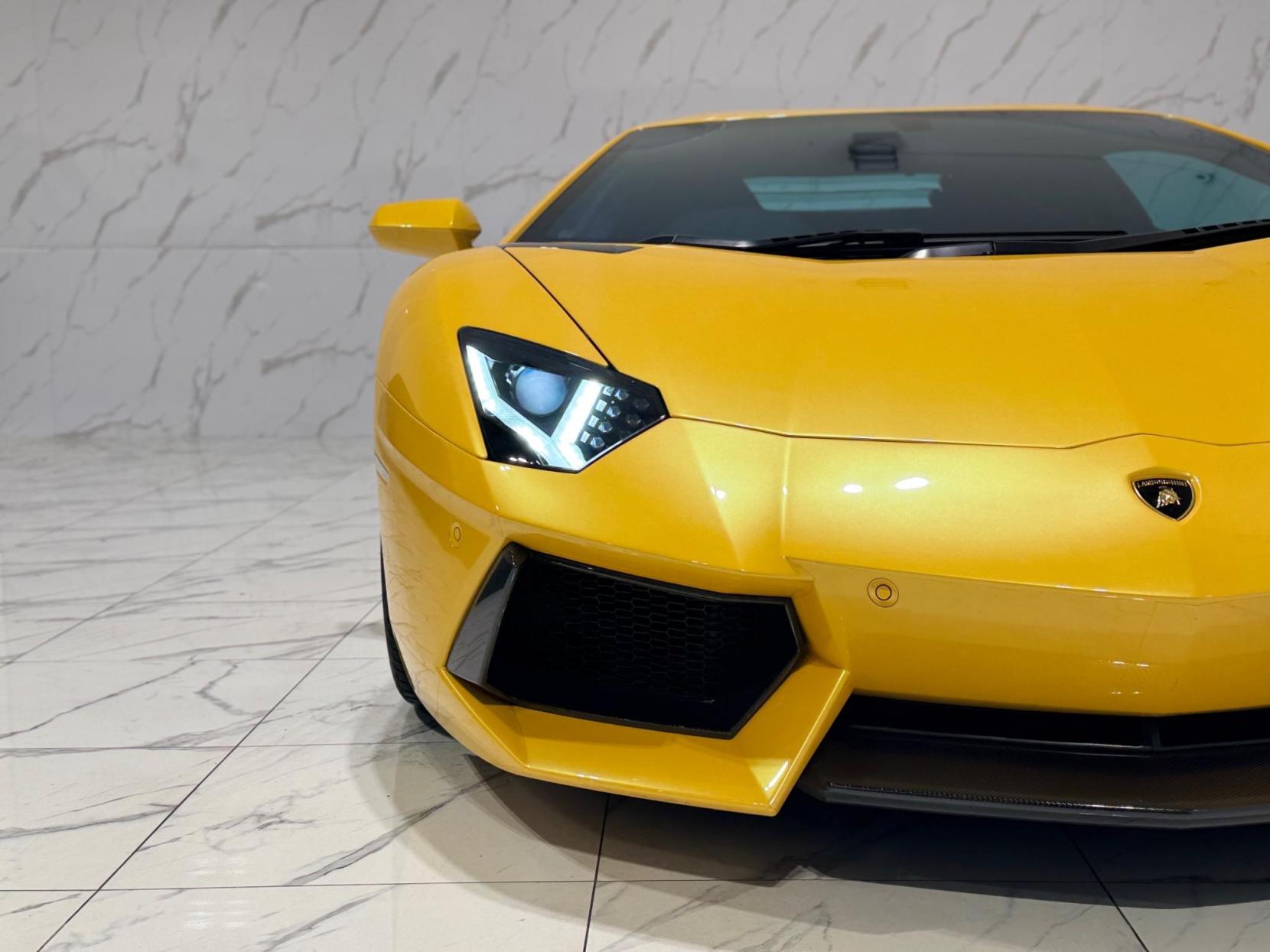 Lamborghini Aventador 6.5 V12 LP 700-4 ISR 4WD Euro 5 2dr