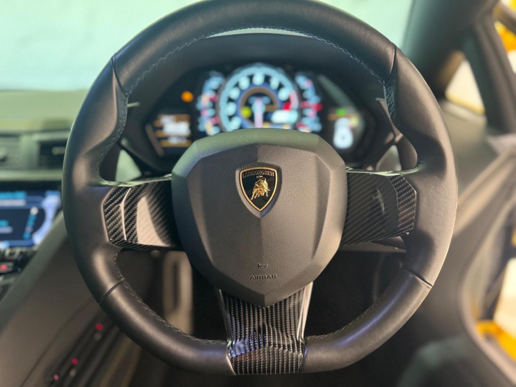 Lamborghini Aventador 6.5 V12 LP 700-4 ISR 4WD Euro 5 2dr