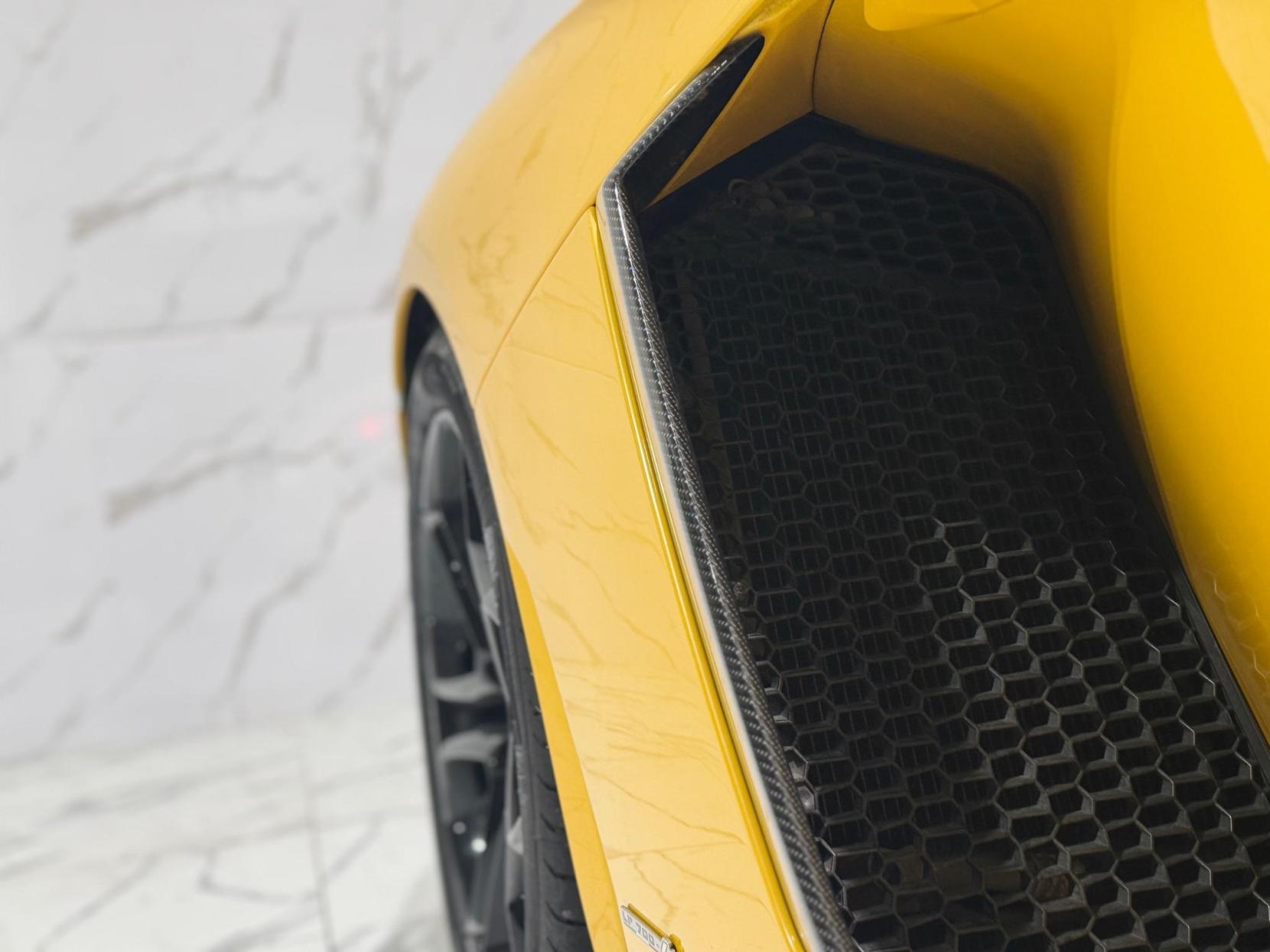 Lamborghini Aventador 6.5 V12 LP 700-4 ISR 4WD Euro 5 2dr