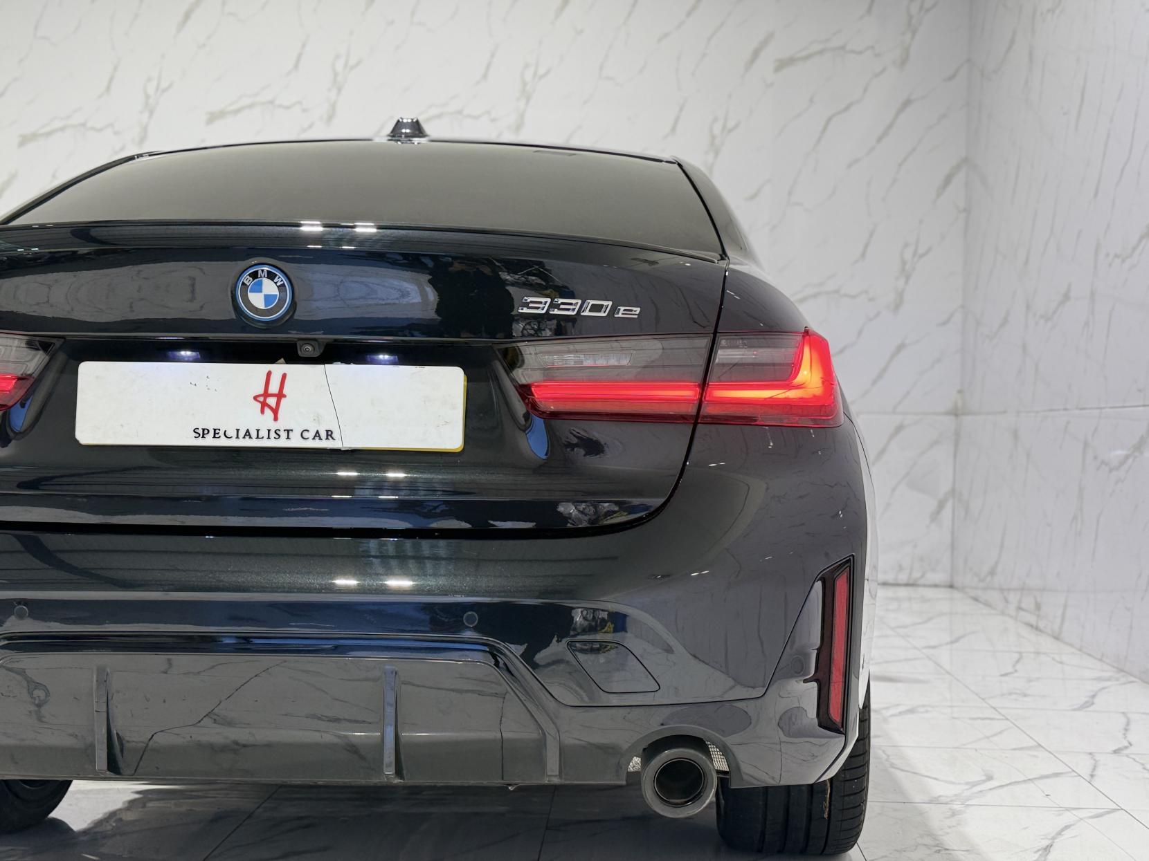 BMW 3 Series 2.0 330e 12kWh M Sport Saloon 4dr Petrol Plug-in Hybrid Auto Euro 6 (s/s) (292 ps)