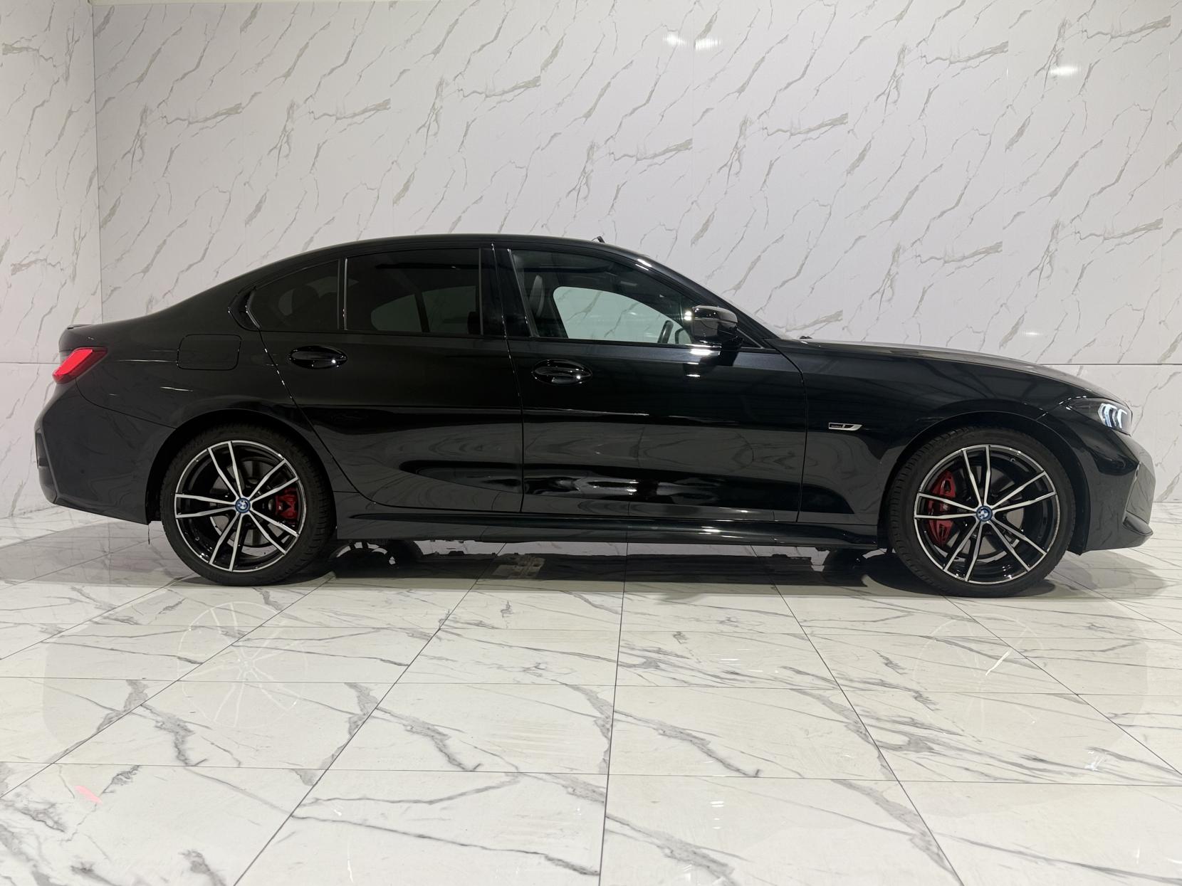 BMW 3 Series 2.0 330e 12kWh M Sport Saloon 4dr Petrol Plug-in Hybrid Auto Euro 6 (s/s) (292 ps)