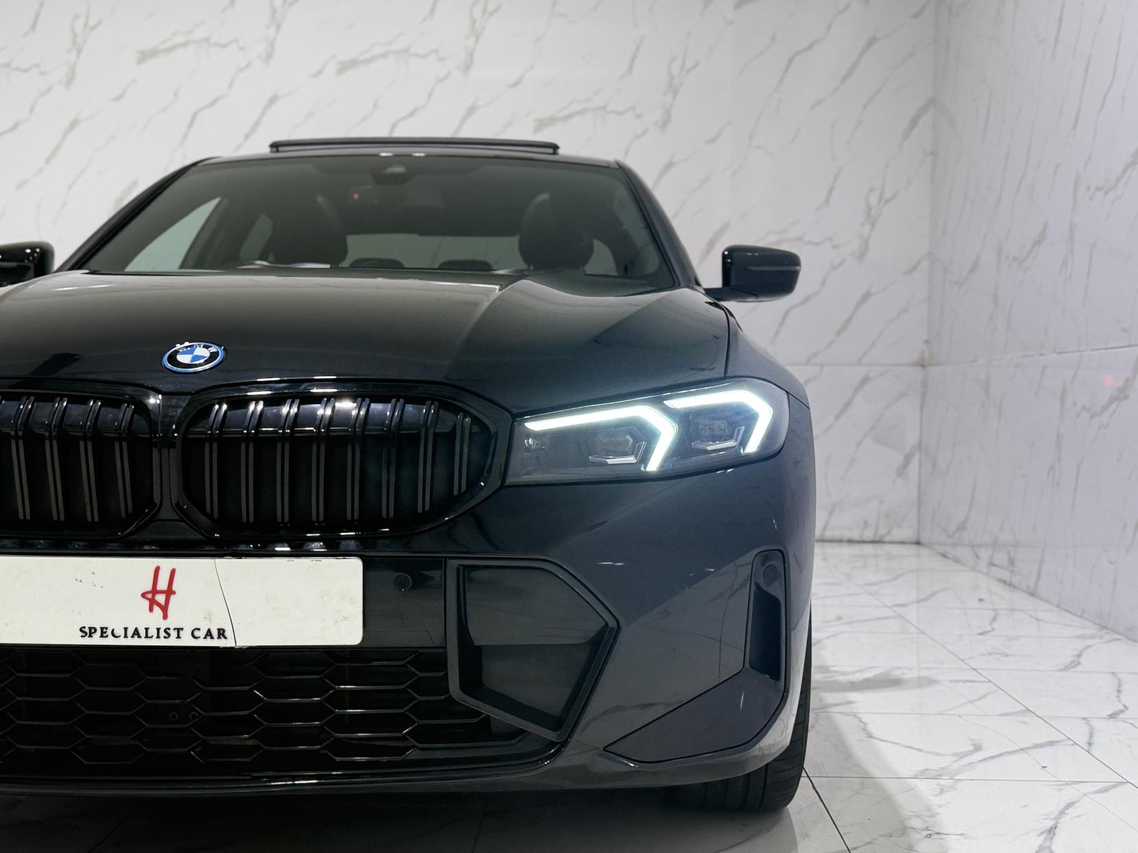 BMW 3 Series 2.0 330e 12kWh M Sport Saloon 4dr Petrol Plug-in Hybrid Auto Euro 6 (s/s) (292 ps)