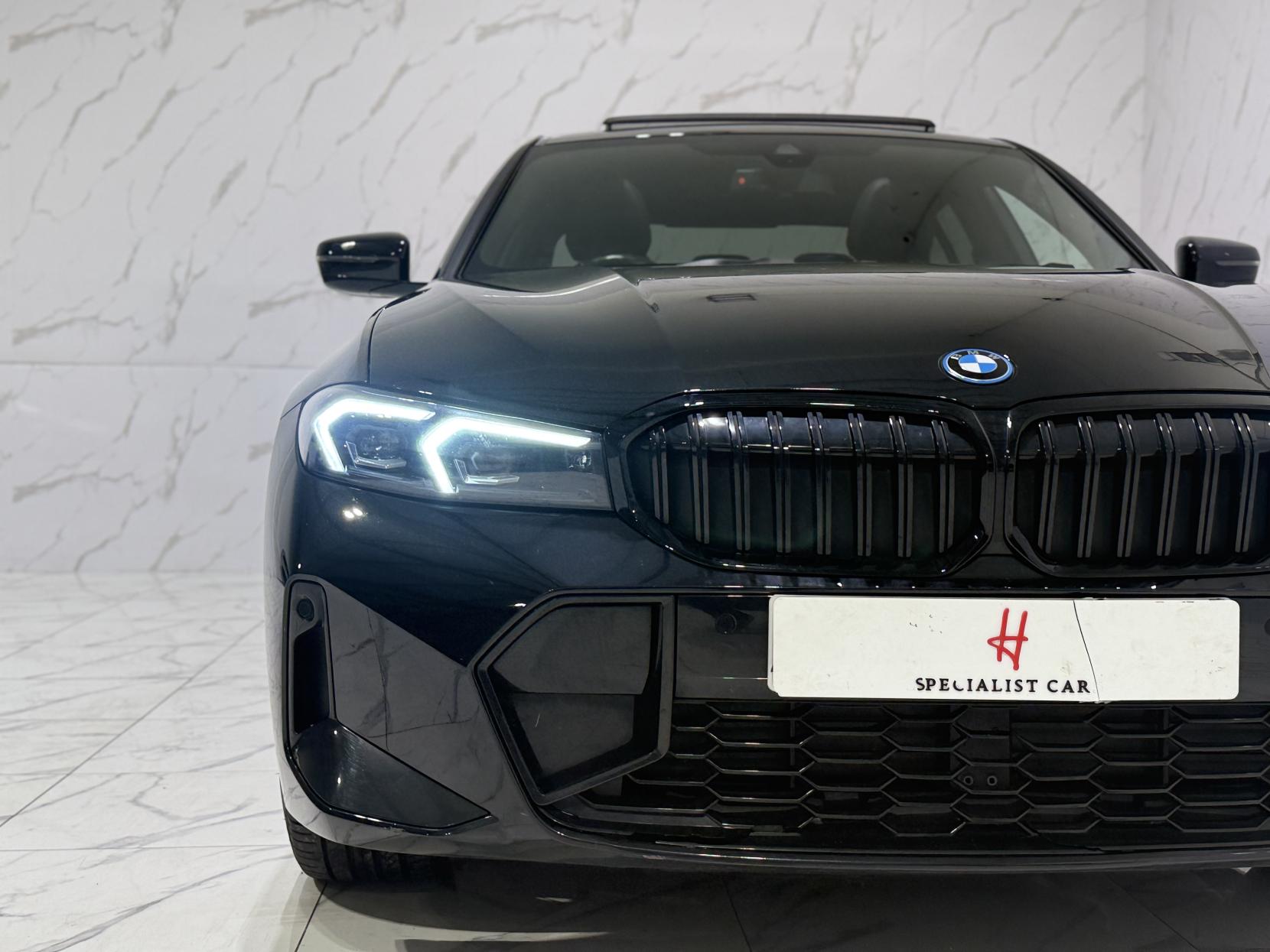 BMW 3 Series 2.0 330e 12kWh M Sport Saloon 4dr Petrol Plug-in Hybrid Auto Euro 6 (s/s) (292 ps)