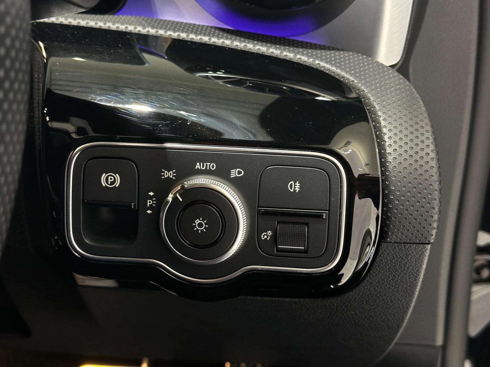 Mercedes-Benz A Class 2.0 A35 AMG Edition (Premium Plus) 7G-DCT 4MATIC Euro 6 (s/s) 5dr