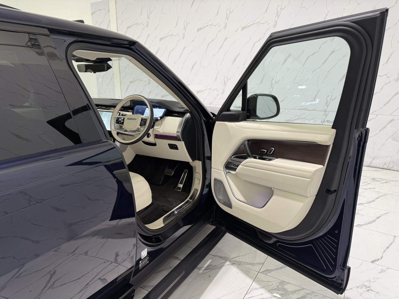 Land Rover Range Rover 3.0 P440e 38.2kWh Autobiography Auto 4WD Euro 6 (s/s) 5dr (LWB)