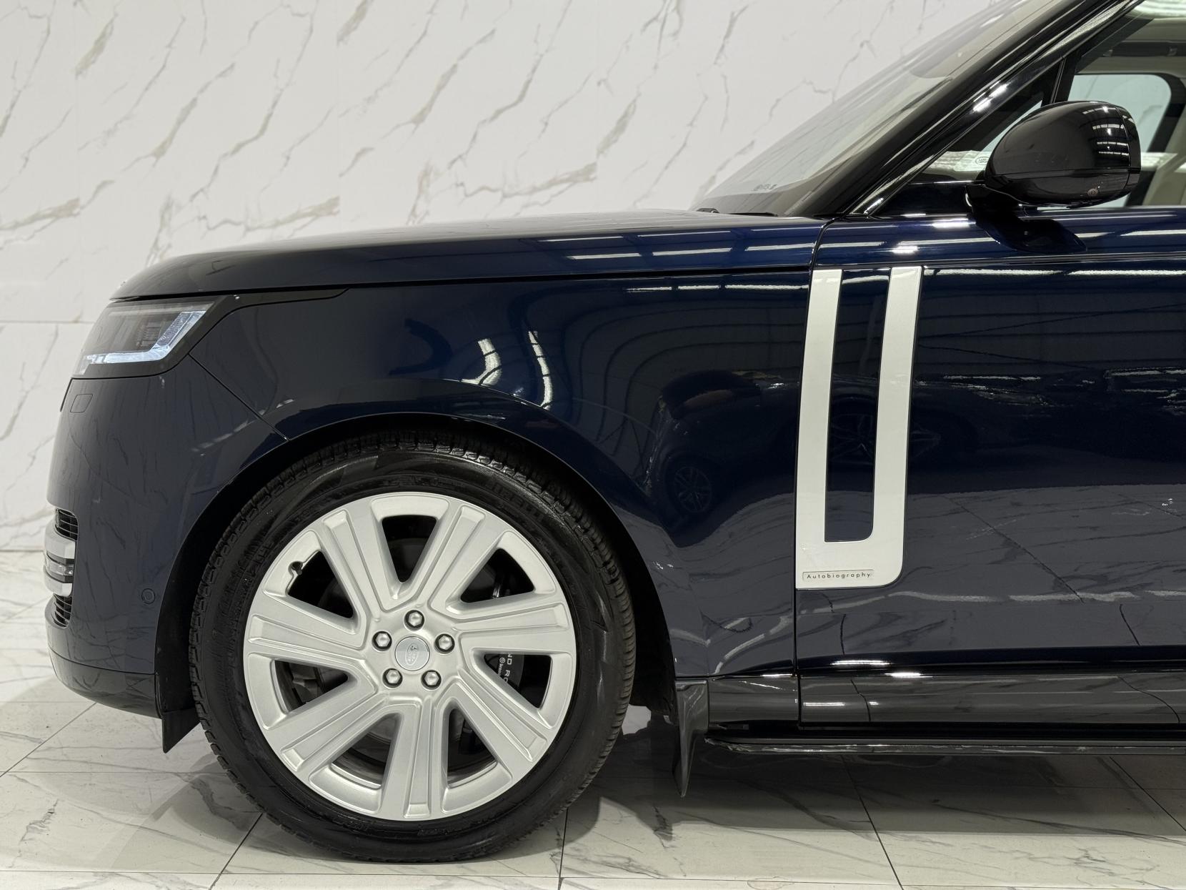 Land Rover Range Rover 3.0 P440e 38.2kWh Autobiography Auto 4WD Euro 6 (s/s) 5dr (LWB)