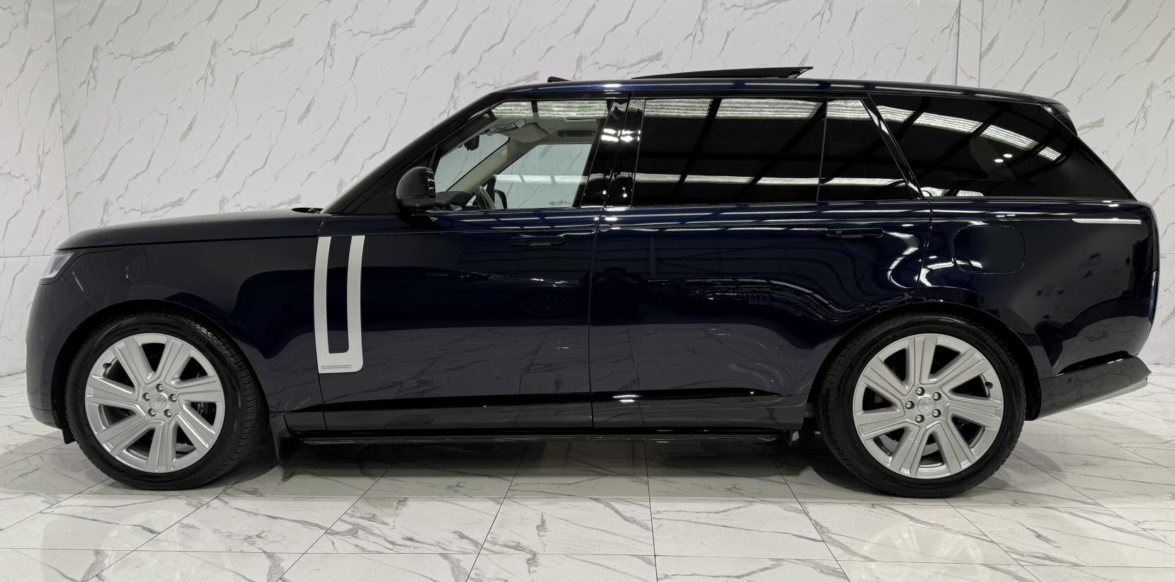 Land Rover Range Rover 3.0 P440e 38.2kWh Autobiography Auto 4WD Euro 6 (s/s) 5dr (LWB)