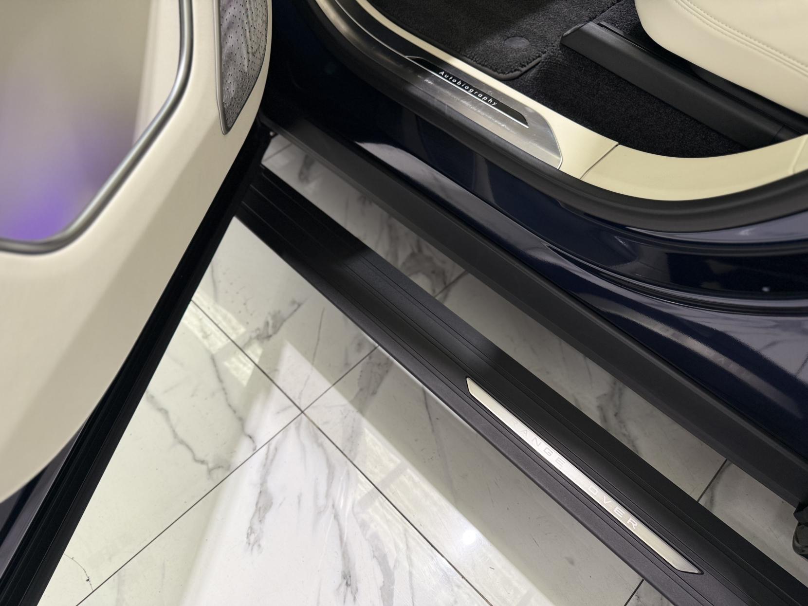 Land Rover Range Rover 3.0 P440e 38.2kWh Autobiography Auto 4WD Euro 6 (s/s) 5dr (LWB)