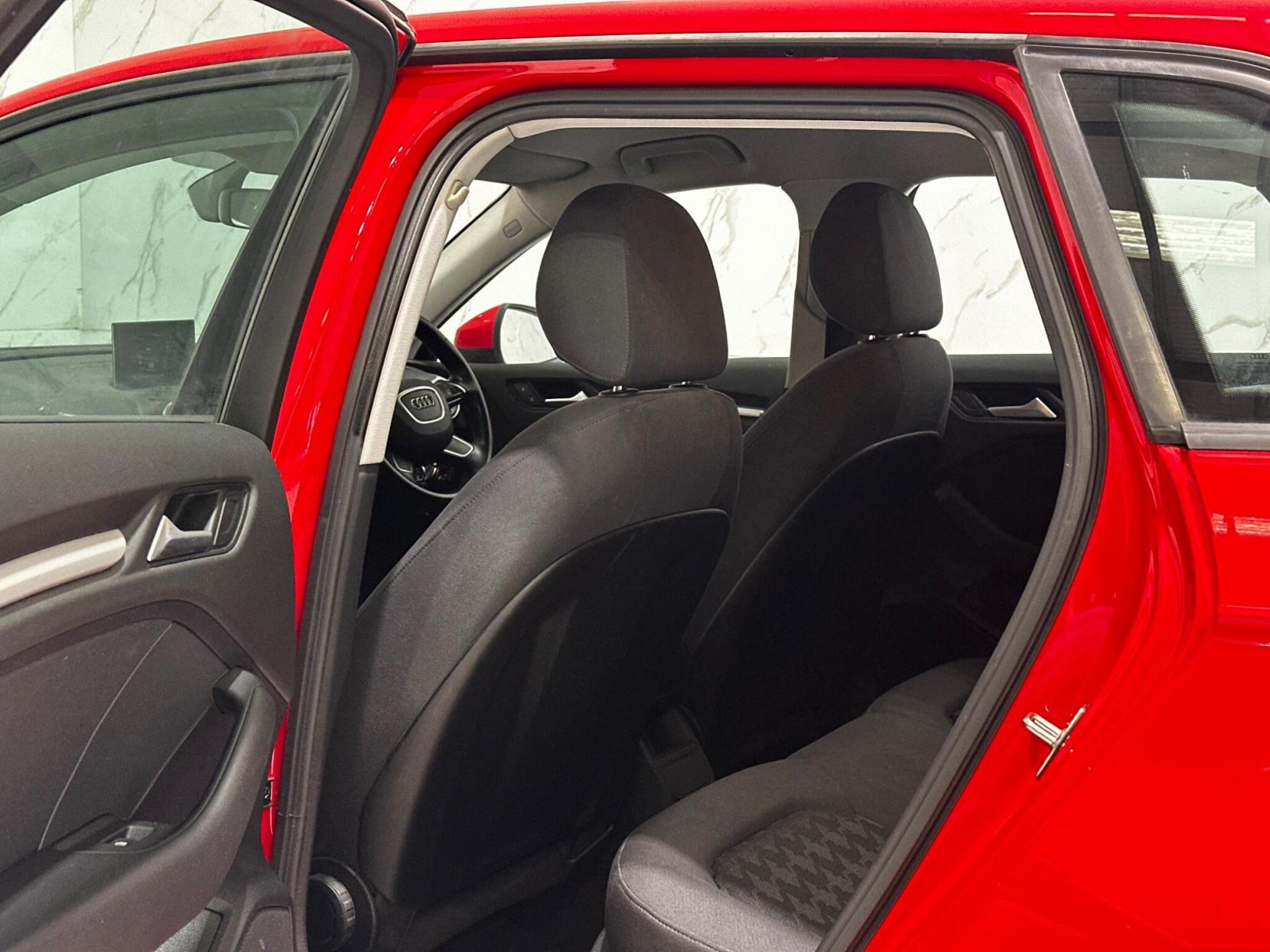 Audi A3 1.6 TDI ultra SE Technik Sportback Euro 6 (s/s) 5dr