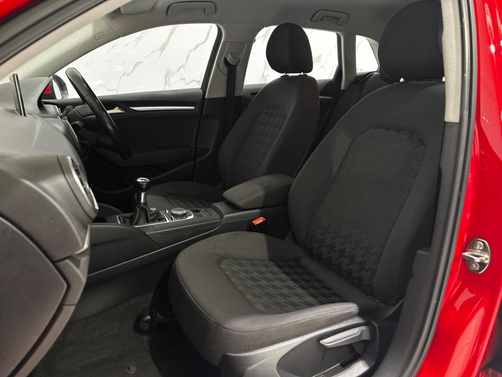 Audi A3 1.6 TDI ultra SE Technik Sportback Euro 6 (s/s) 5dr