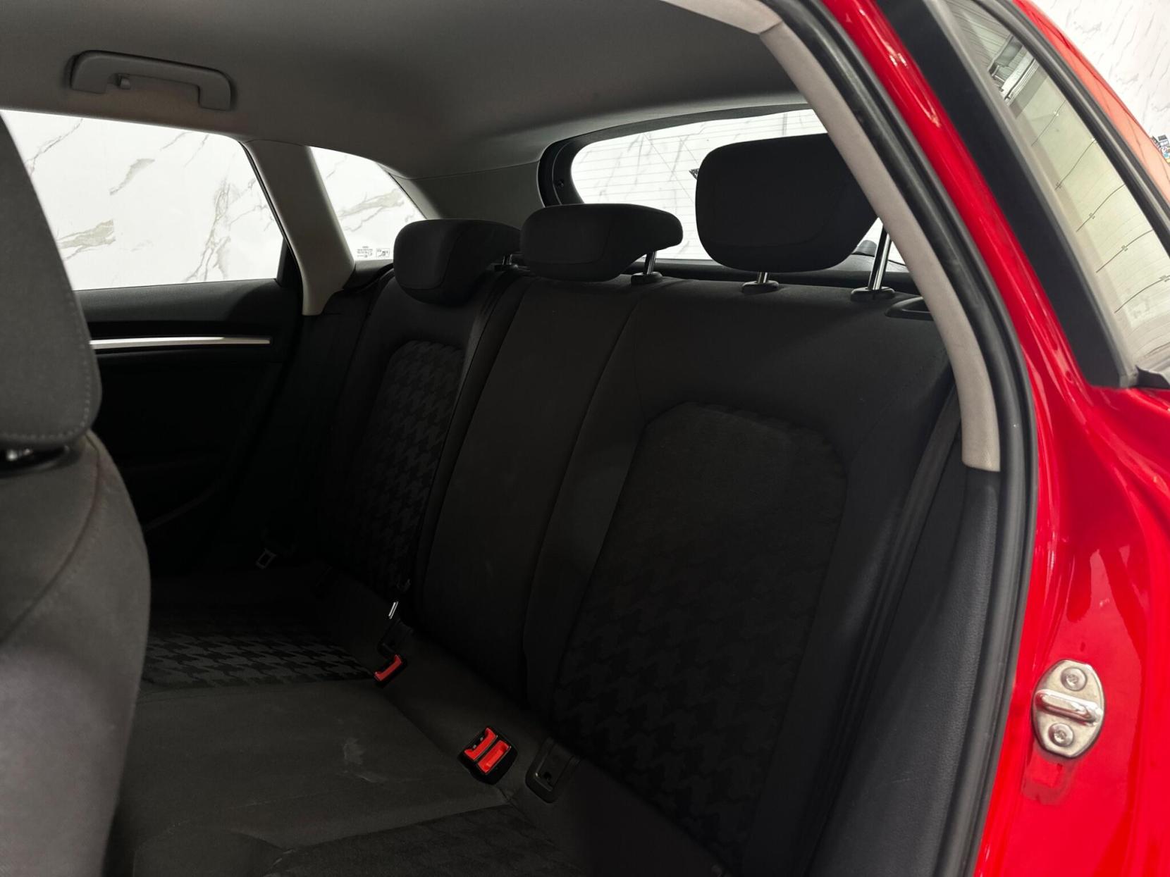 Audi A3 1.6 TDI ultra SE Technik Sportback Euro 6 (s/s) 5dr