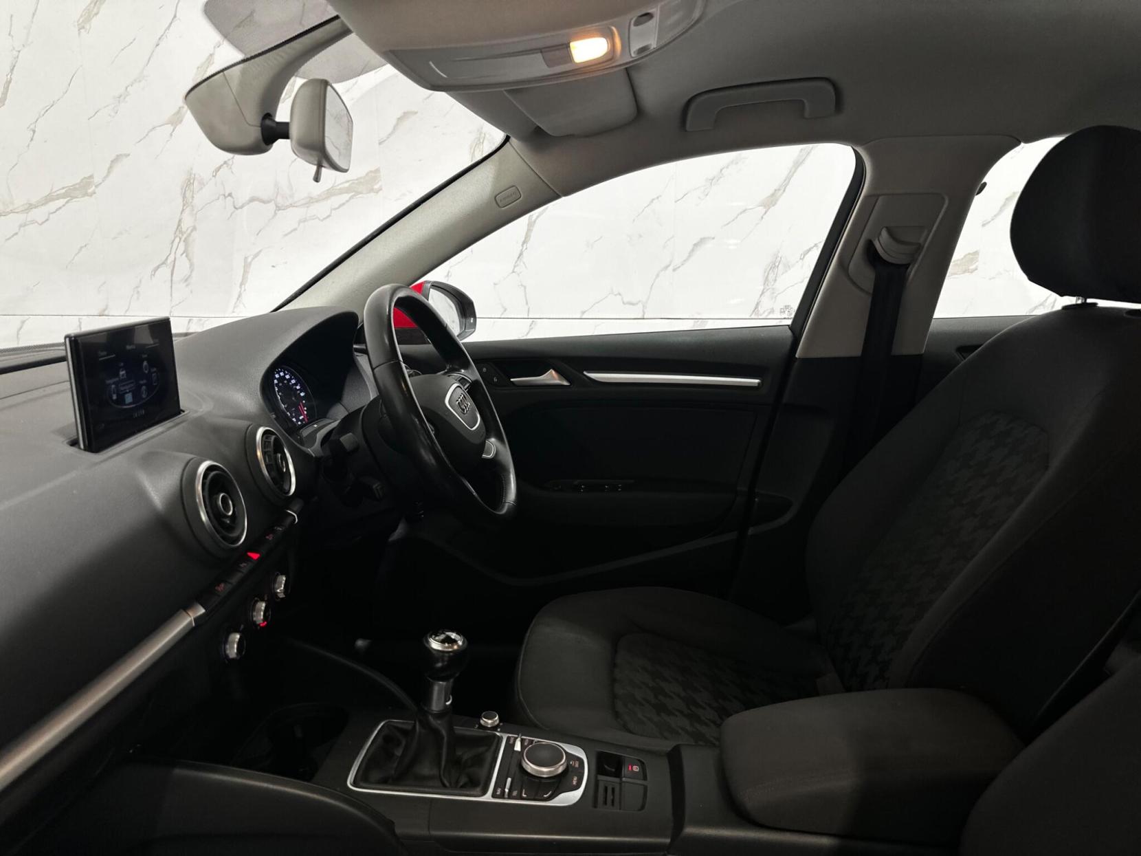 Audi A3 1.6 TDI ultra SE Technik Sportback Euro 6 (s/s) 5dr