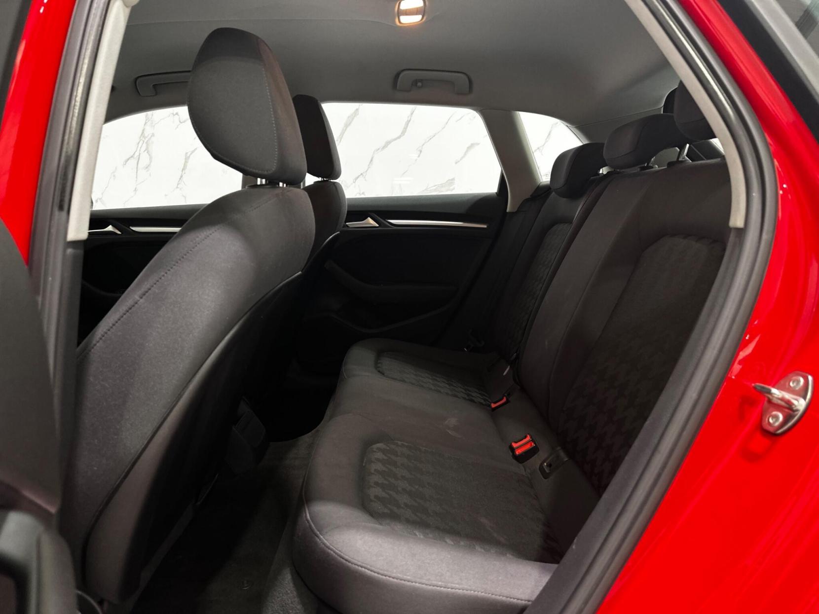 Audi A3 1.6 TDI ultra SE Technik Sportback Euro 6 (s/s) 5dr