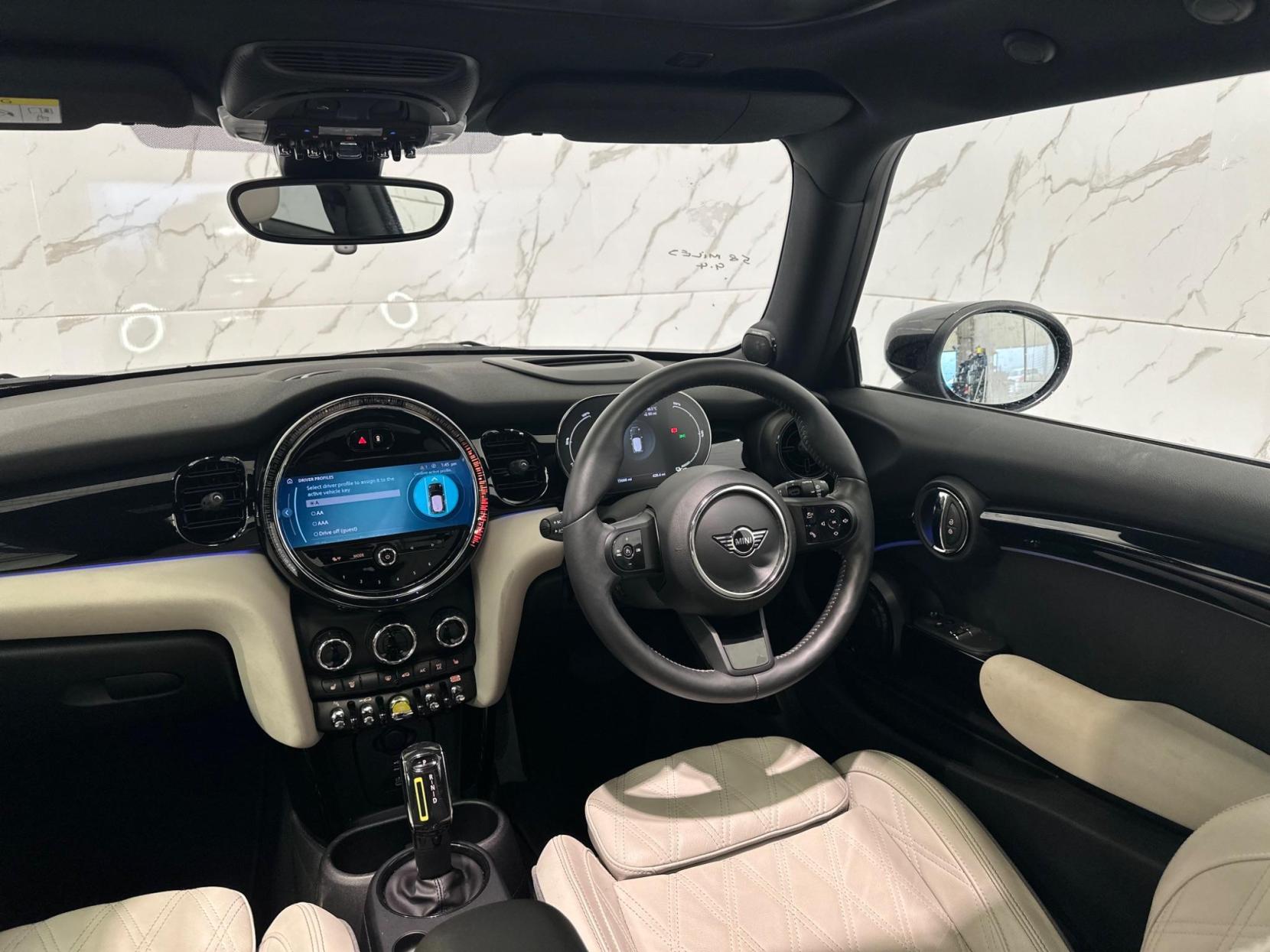 MINI Electric Hatch Cooper SE 32.6kWh Level 3 Auto 3dr