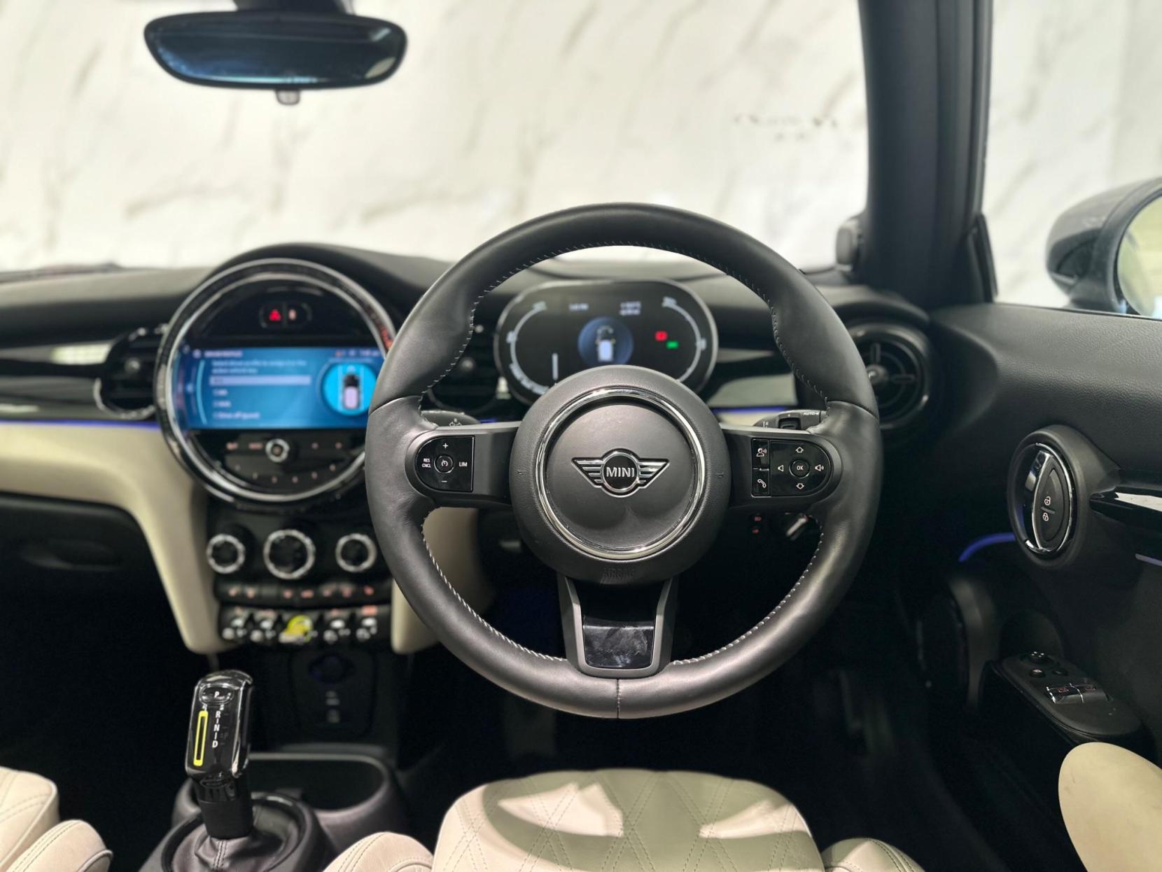 MINI Electric Hatch Cooper SE 32.6kWh Level 3 Auto 3dr