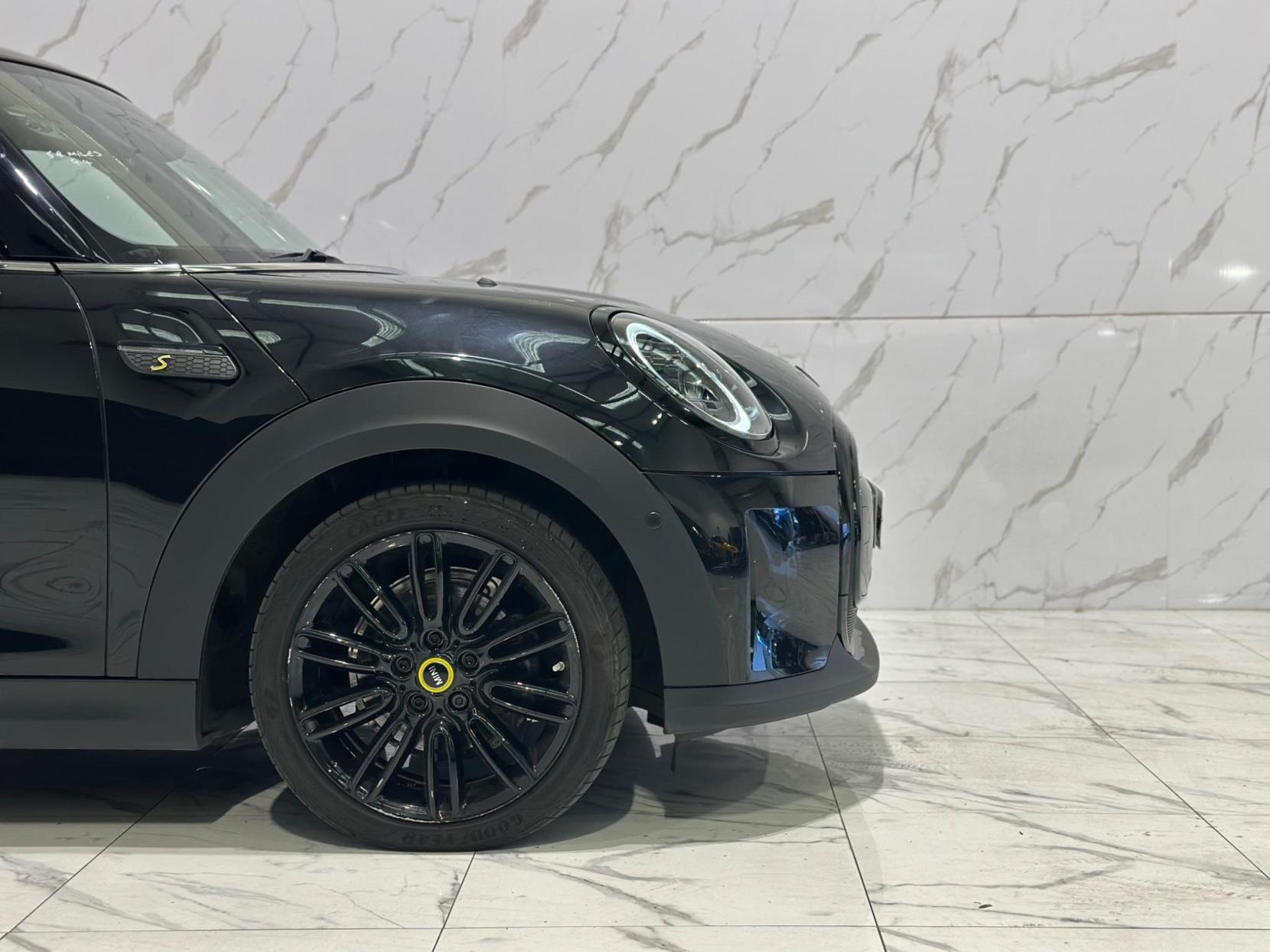 MINI Electric Hatch Cooper SE 32.6kWh Level 3 Auto 3dr
