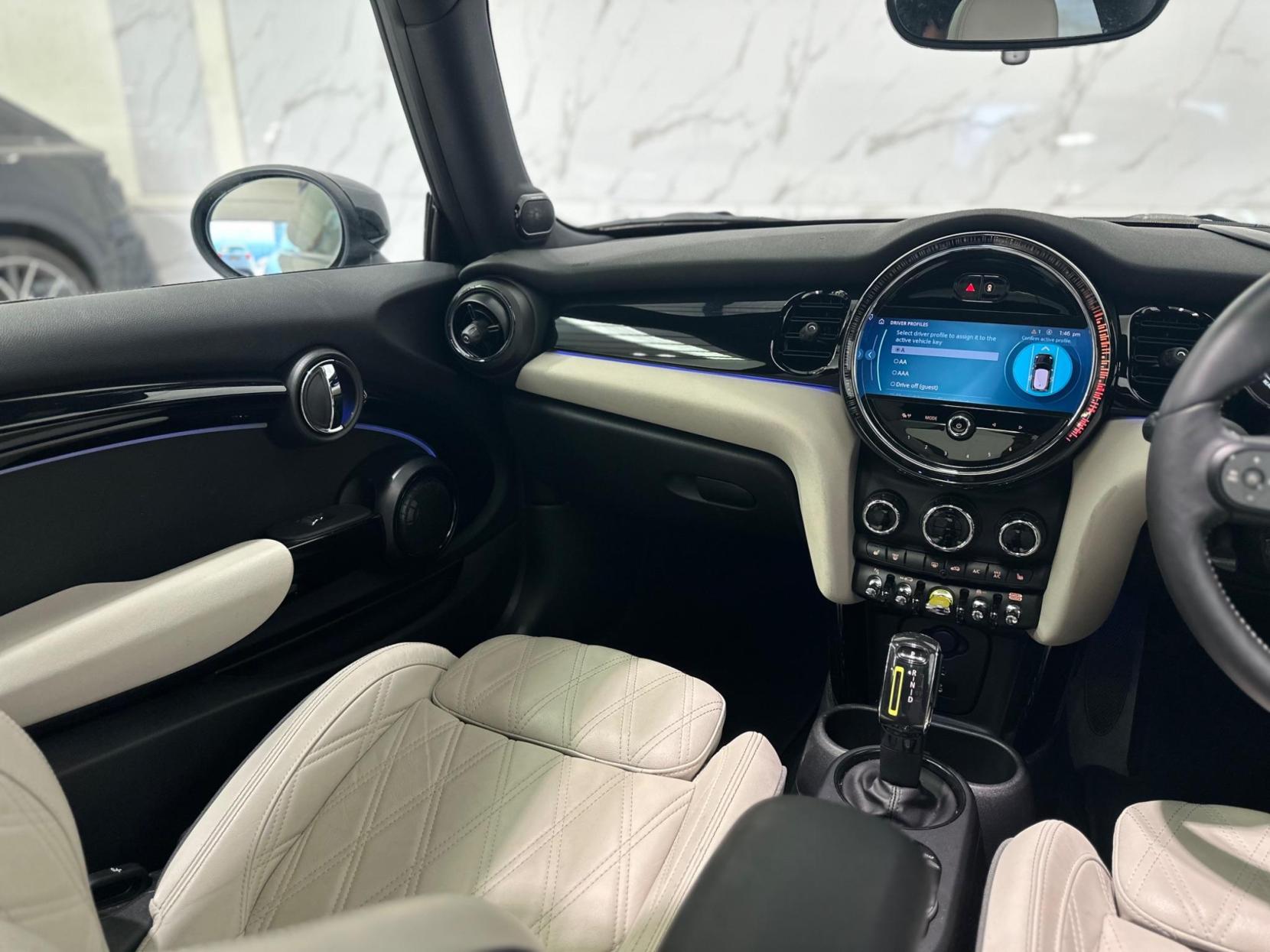 MINI Electric Hatch Cooper SE 32.6kWh Level 3 Auto 3dr