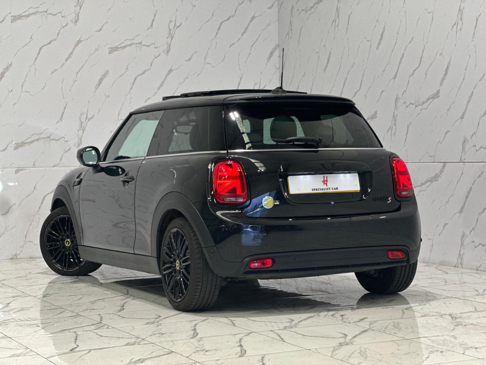 MINI Electric Hatch Cooper SE 32.6kWh Level 3 Auto 3dr