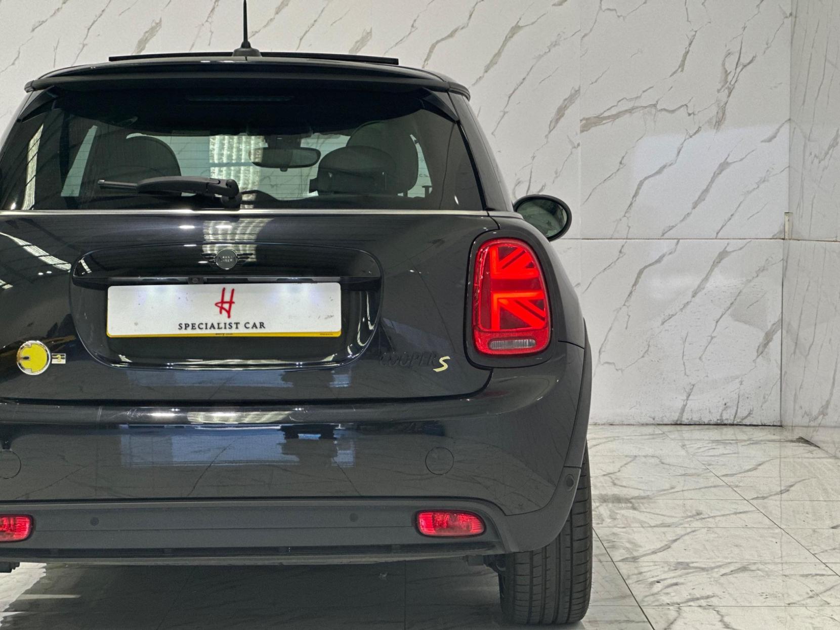 MINI Electric Hatch Cooper SE 32.6kWh Level 3 Auto 3dr